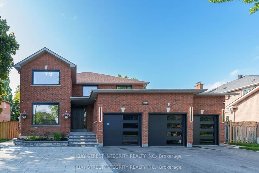2247 Rodick Road, Markham, ON L6C 1R1