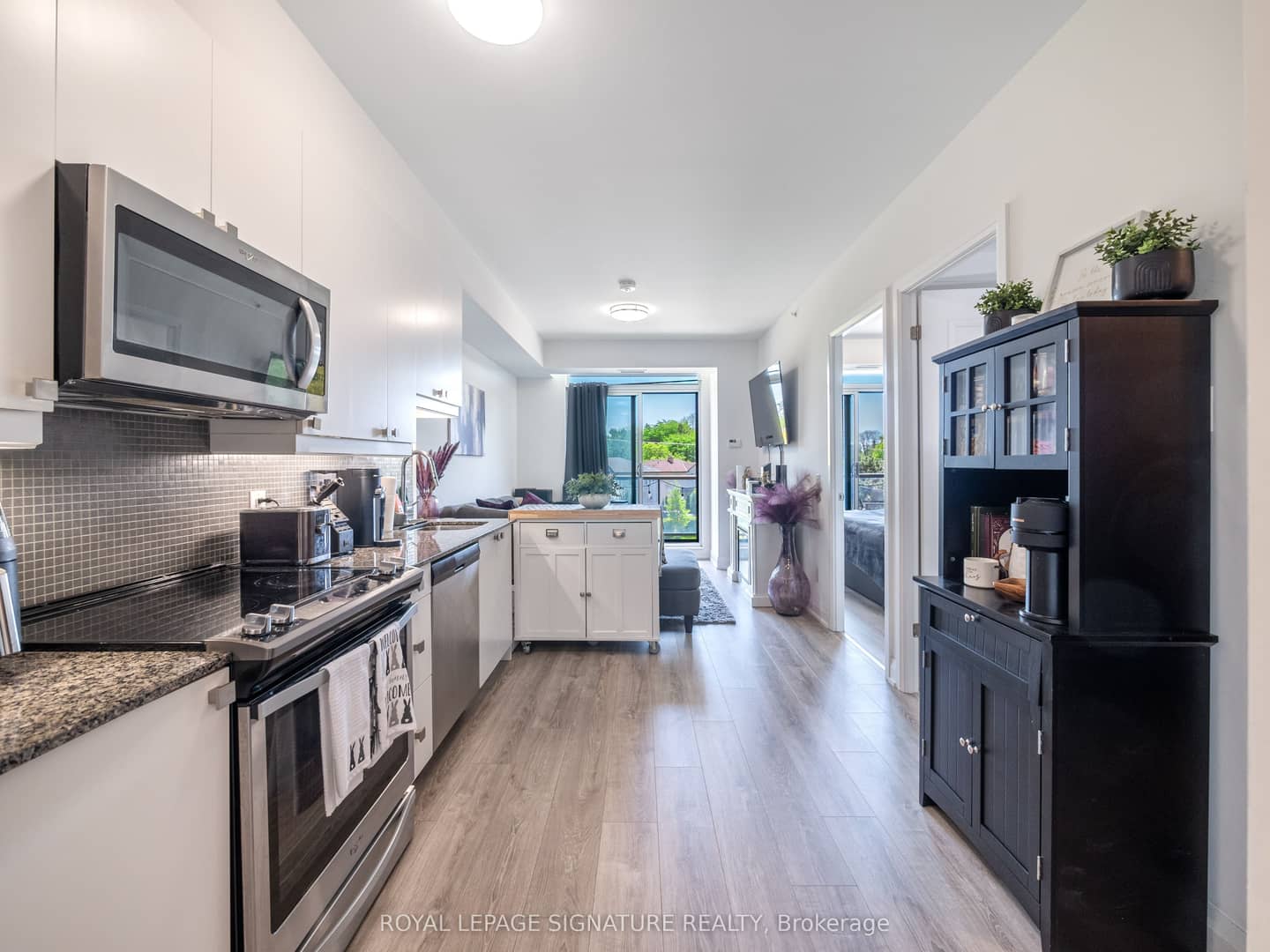 3655 Kingston Road 318, Toronto, ON M1M 1S2