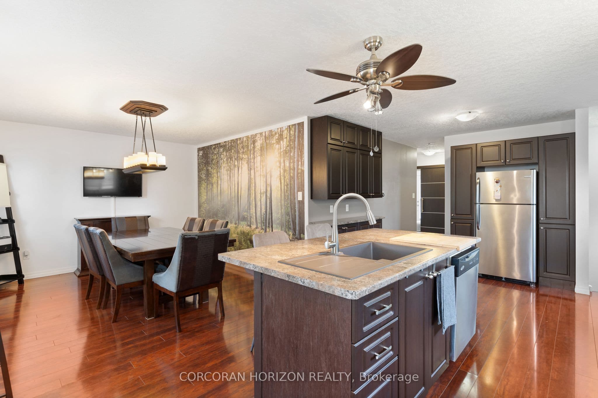 63 Cedarhill Crescent, Kitchener, ON N2E 1R3