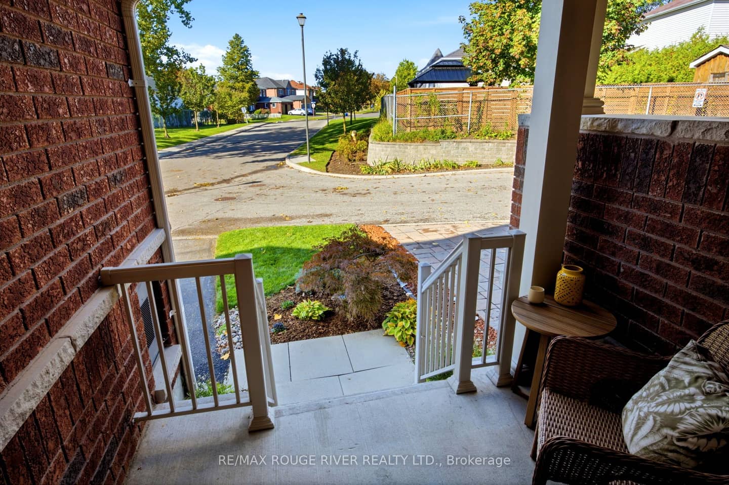 715 Grandview Street N 37, Oshawa, ON L1K 0N2
