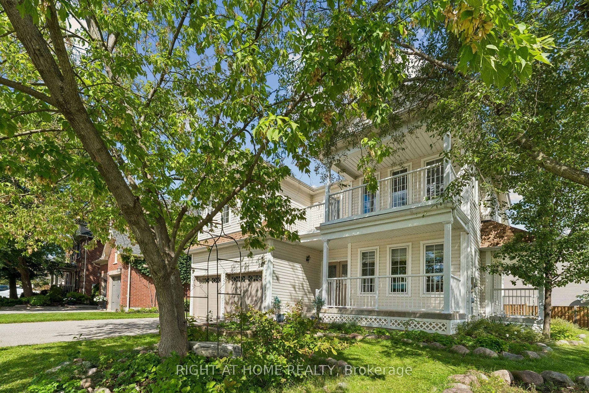 23 Croxall Boulevard, Whitby, ON L1M 2E3