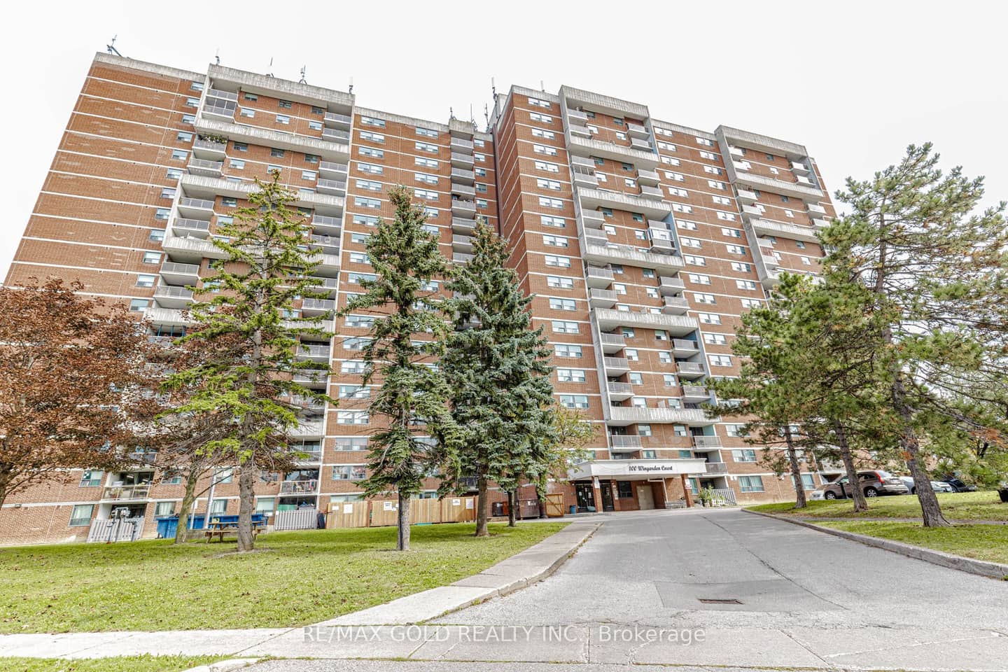 100 Wingarden Court 415, Toronto, ON M1B 2P4