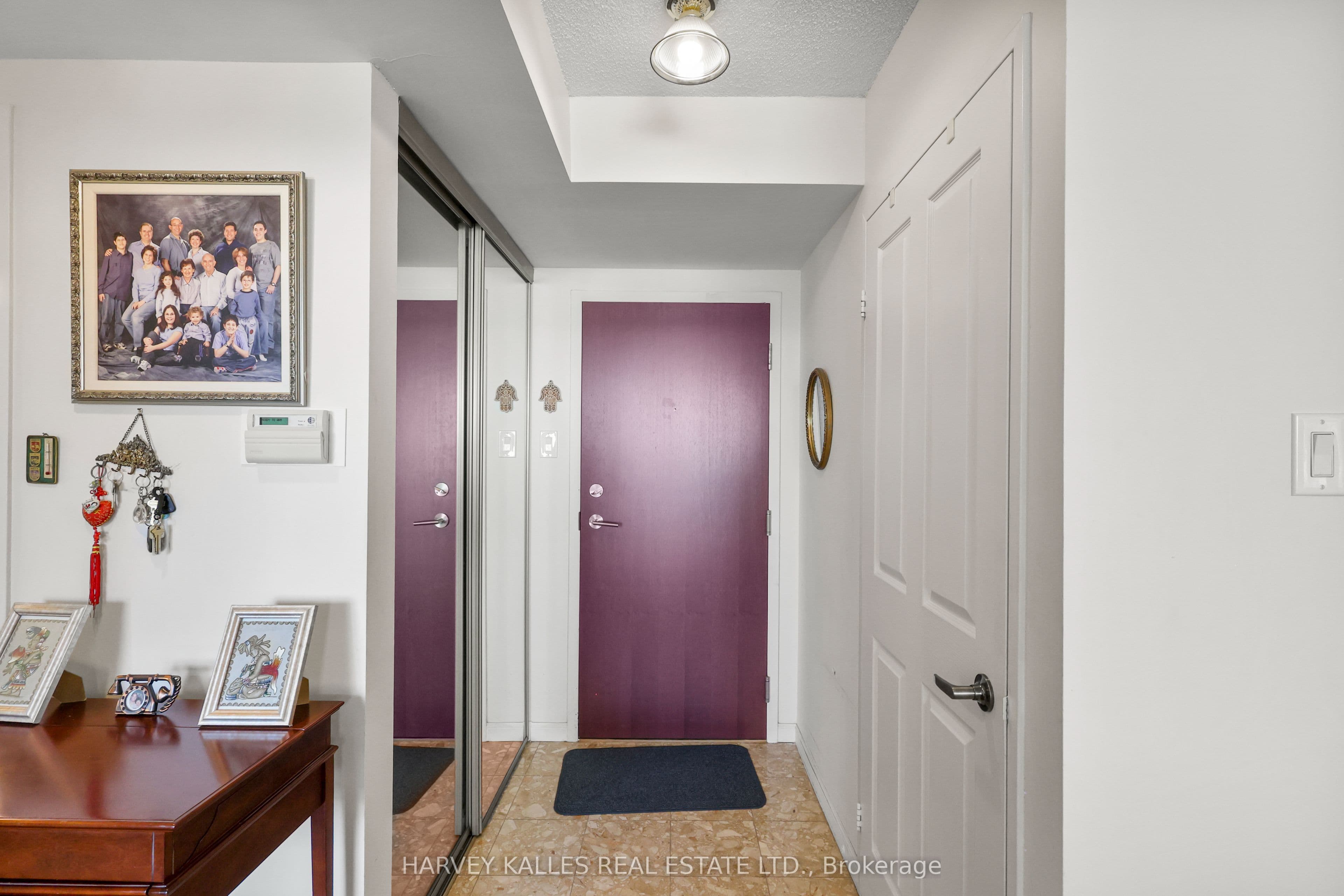 1121 Steeles Avenue W 605, Toronto, ON M2R 3W7