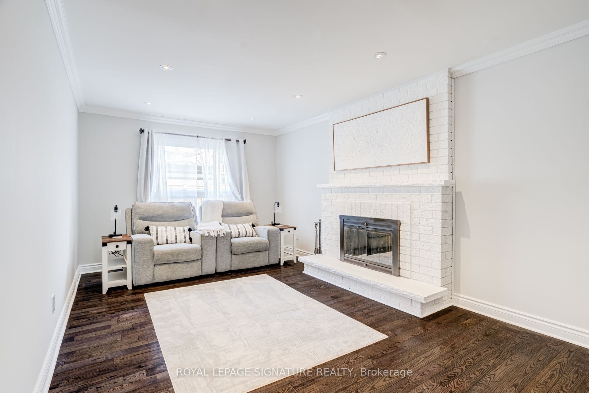 5 Longhouse Street, Vaughan, ON L4L 4Z3
