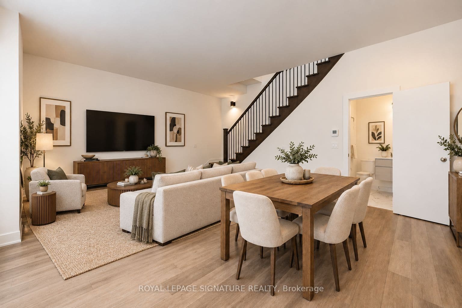 2 Teagarden Court N 102, Toronto, ON M2N 0L6
