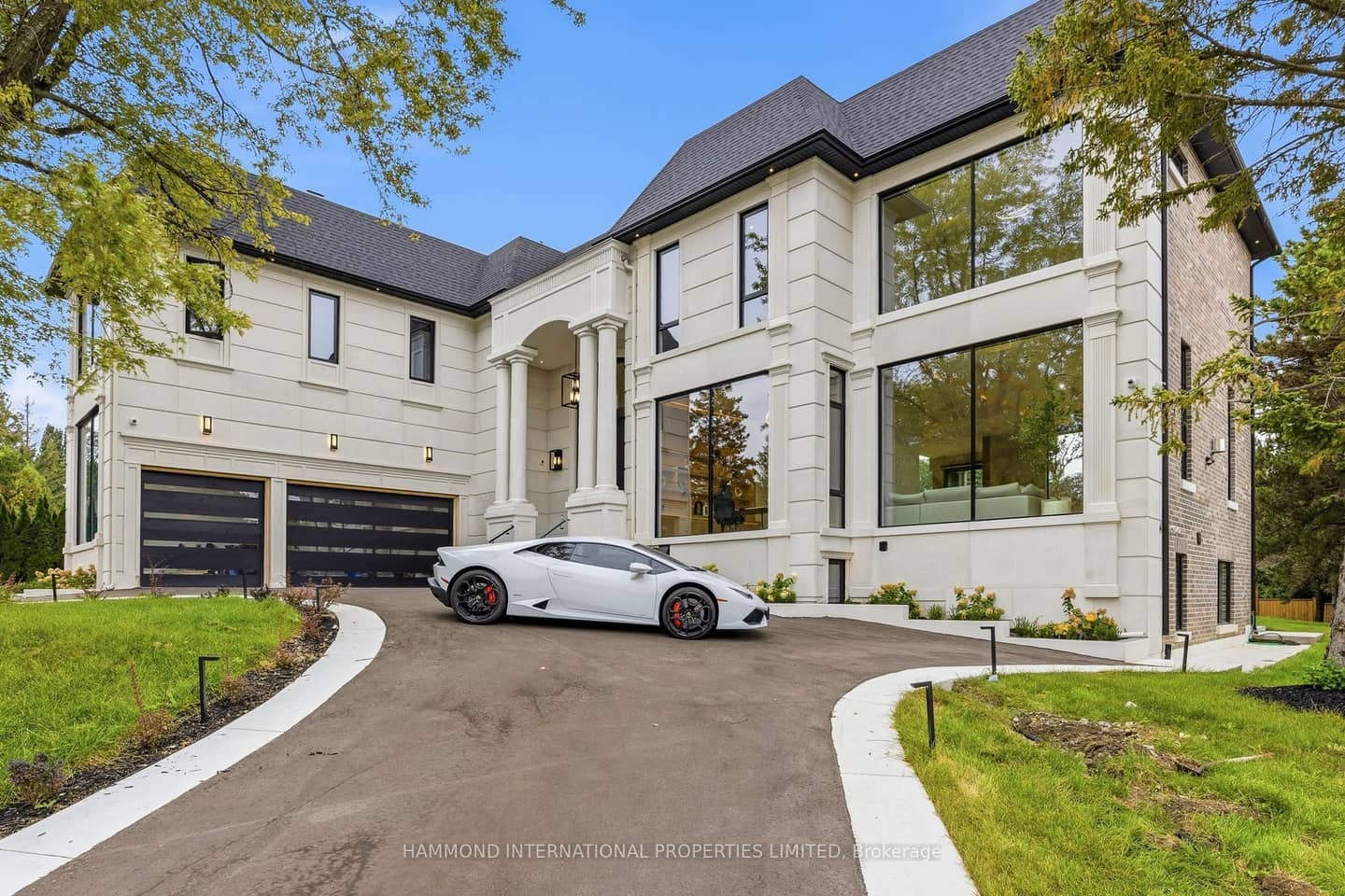 58 TAWES Trail, King, ON L7B 1B6