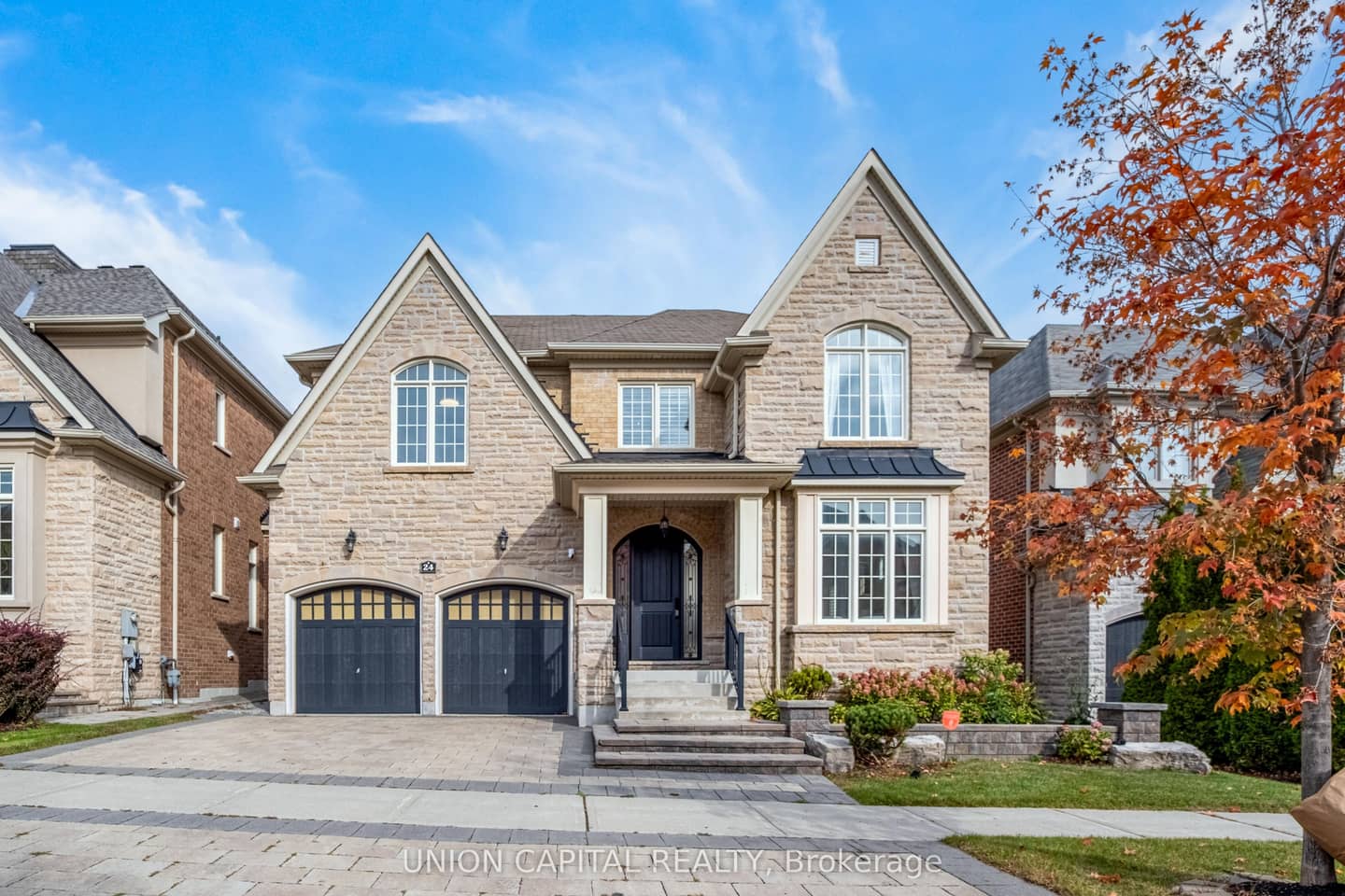 24 Royal West Road, Markham, ON L6C 0L5