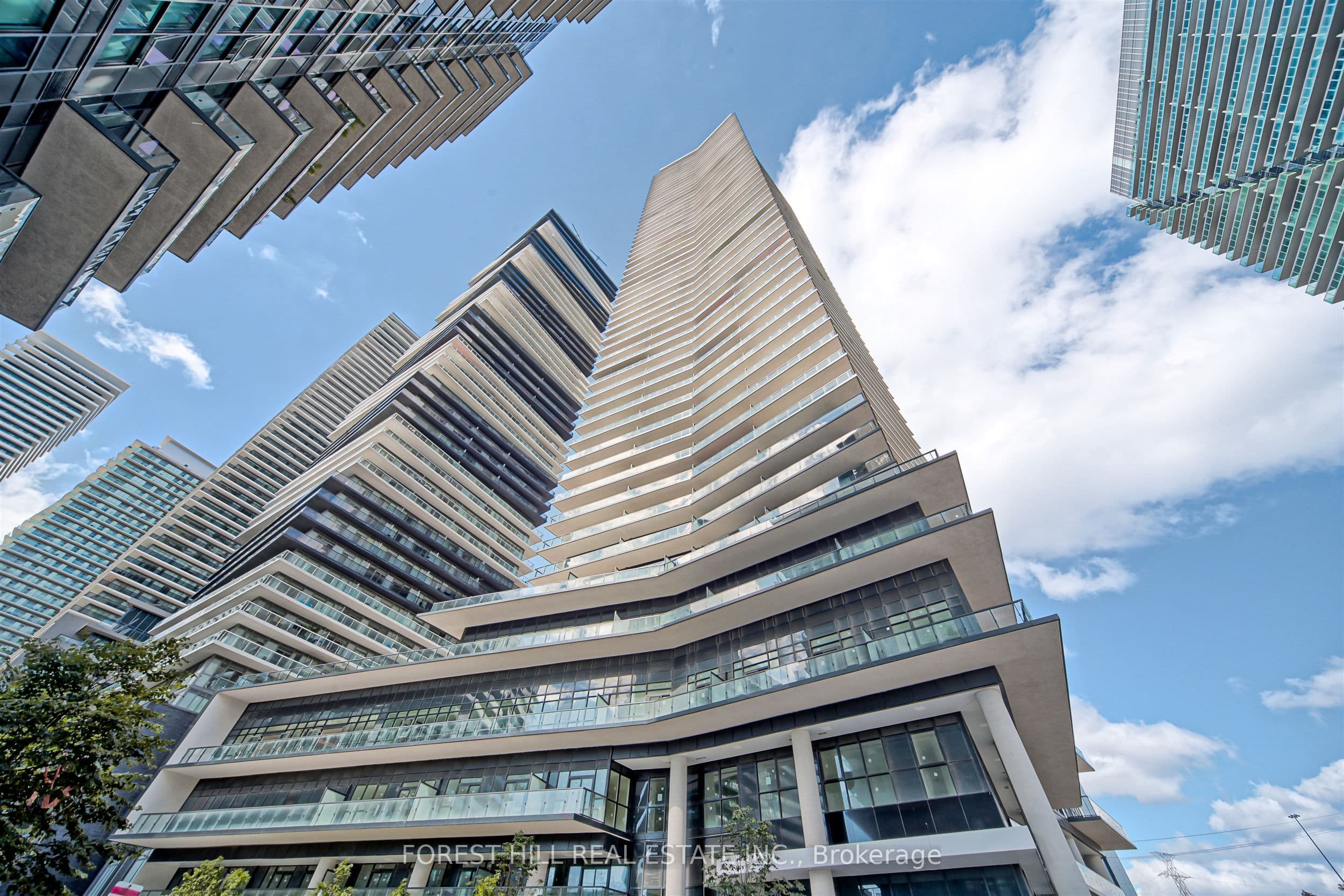 38 Annie Craig Drive 2009, Toronto, ON M8V 0G9