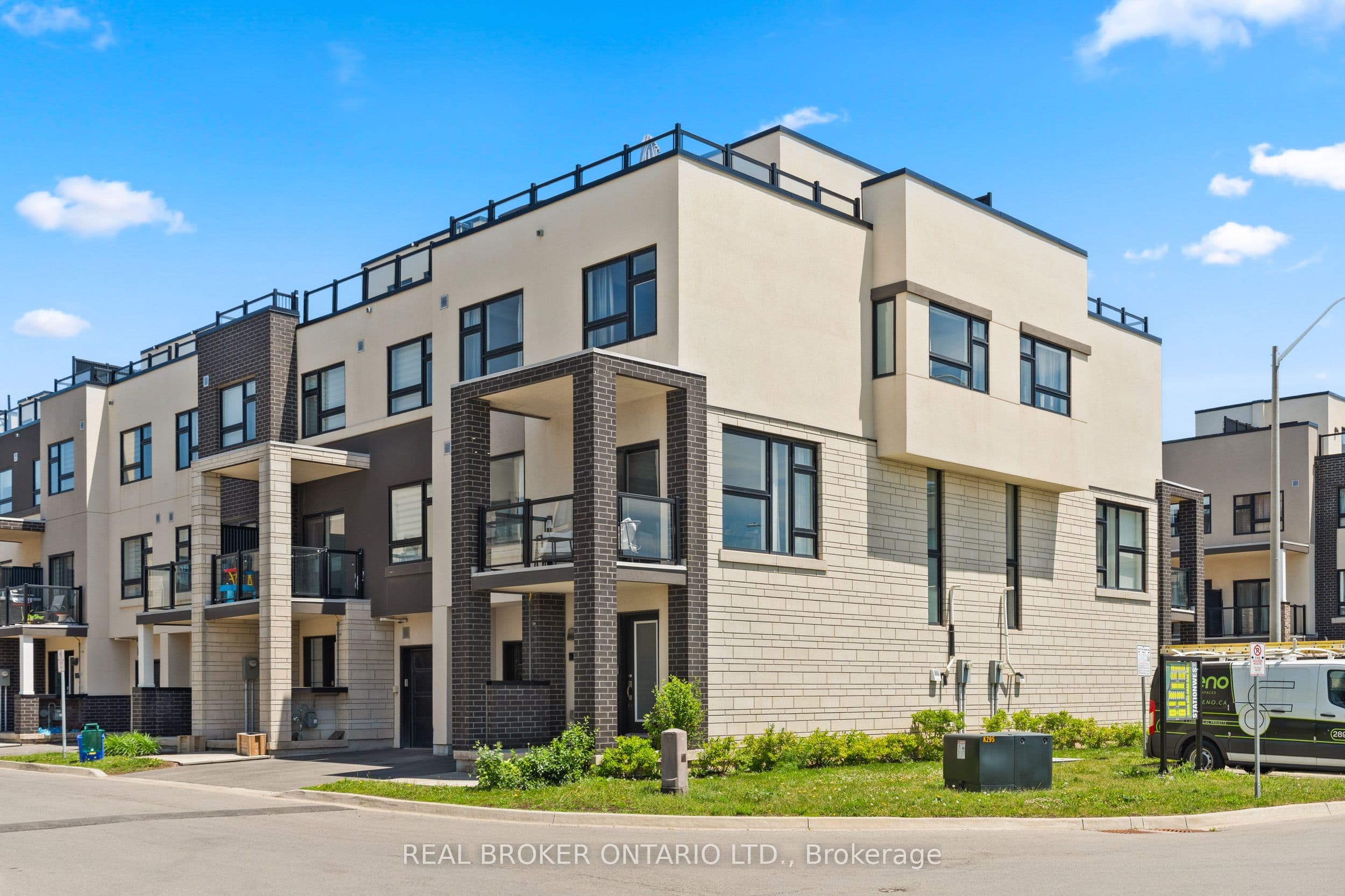 1121 Cooke Boulevard 1, Burlington, ON L7T 0C3