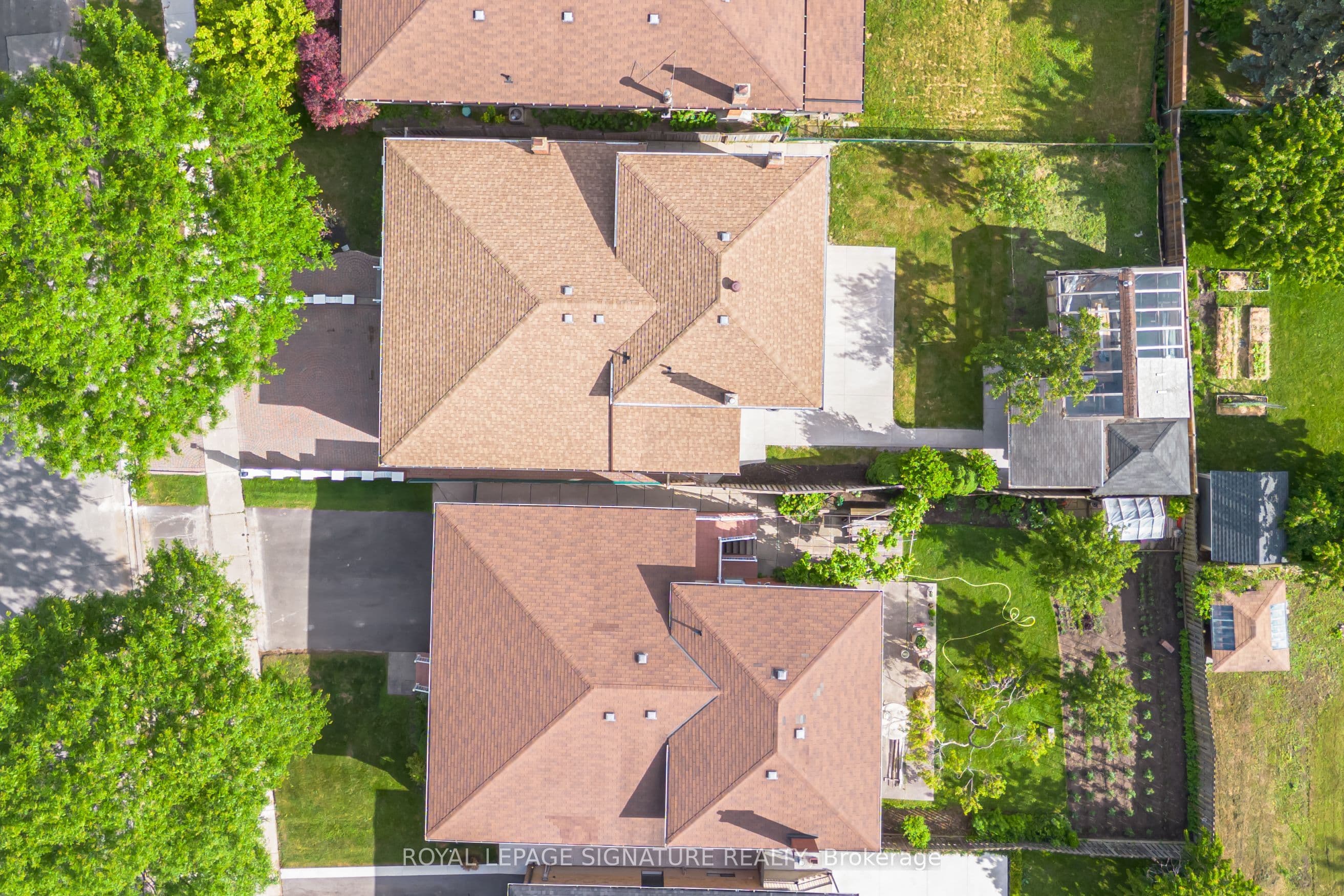 40 Beamsville Drive, Toronto, ON M1T 3S2