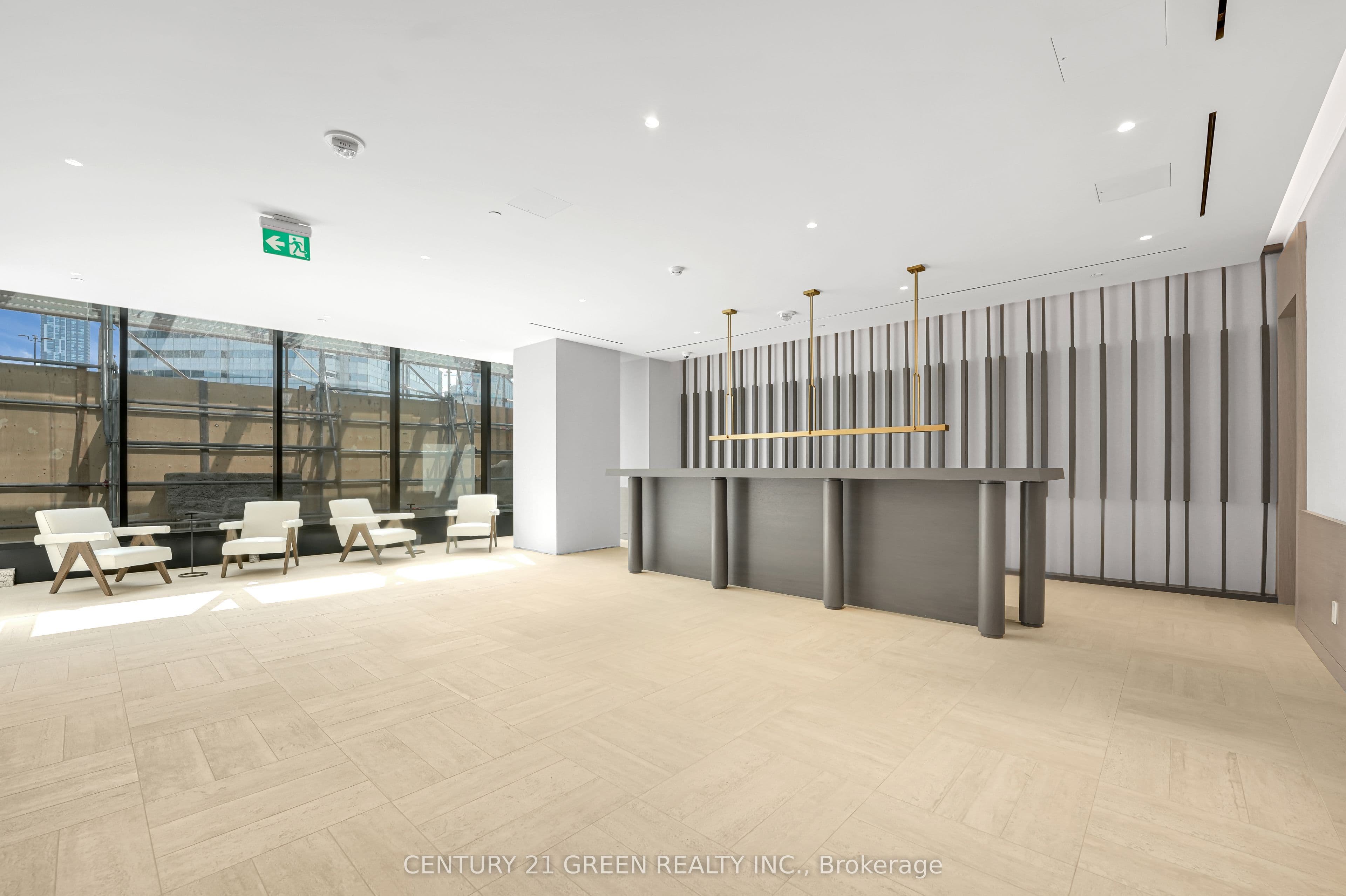 4015 The Exchange 1403, Mississauga, ON L5B 0N9
