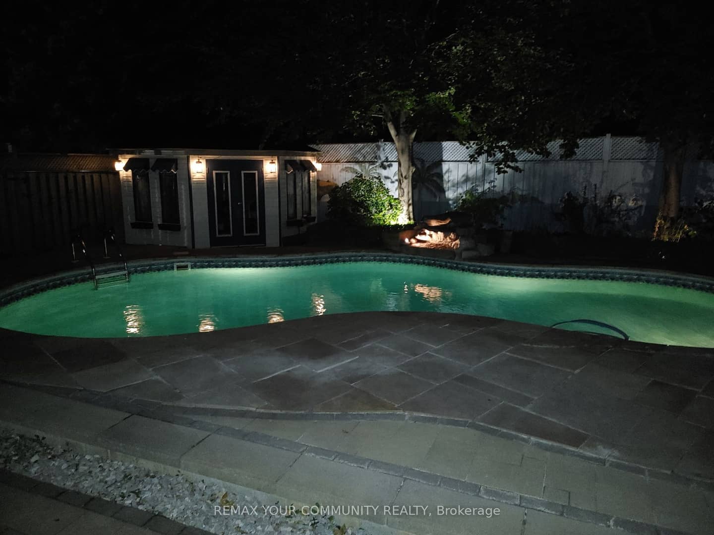 56 Willesden Road, Toronto, ON M2H 1V7