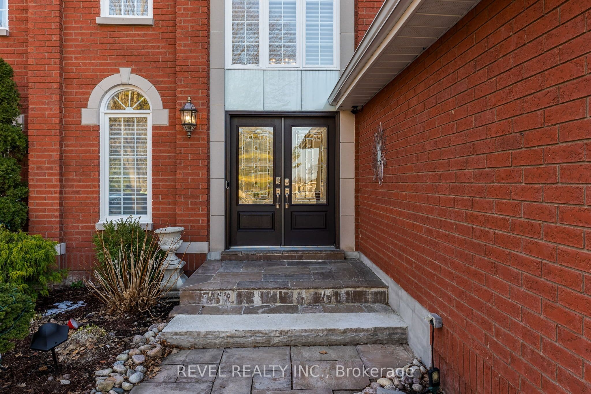 1486 Ashwood Gate, Pickering, ON L1V 6L1