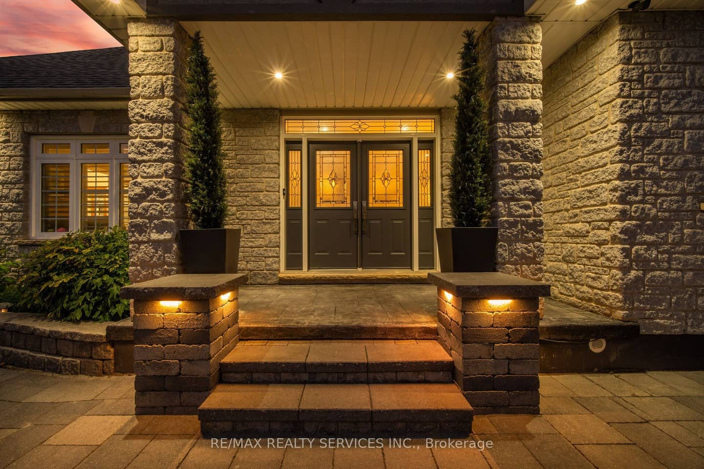 8910 Creditview Road, Brampton, ON L6Y 0G4