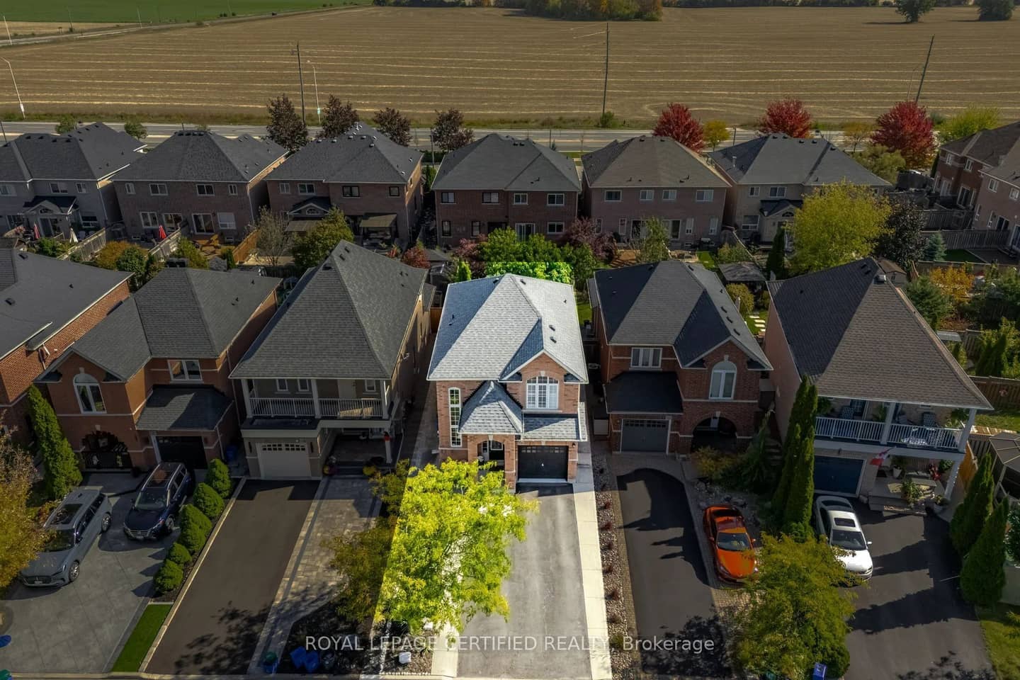 106 Ballantine Drive, Halton Hills, ON L7G 6M7