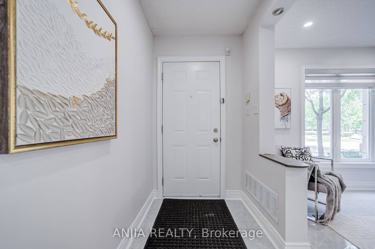 25 Galleria Parkway, Markham, ON L3T 0A4