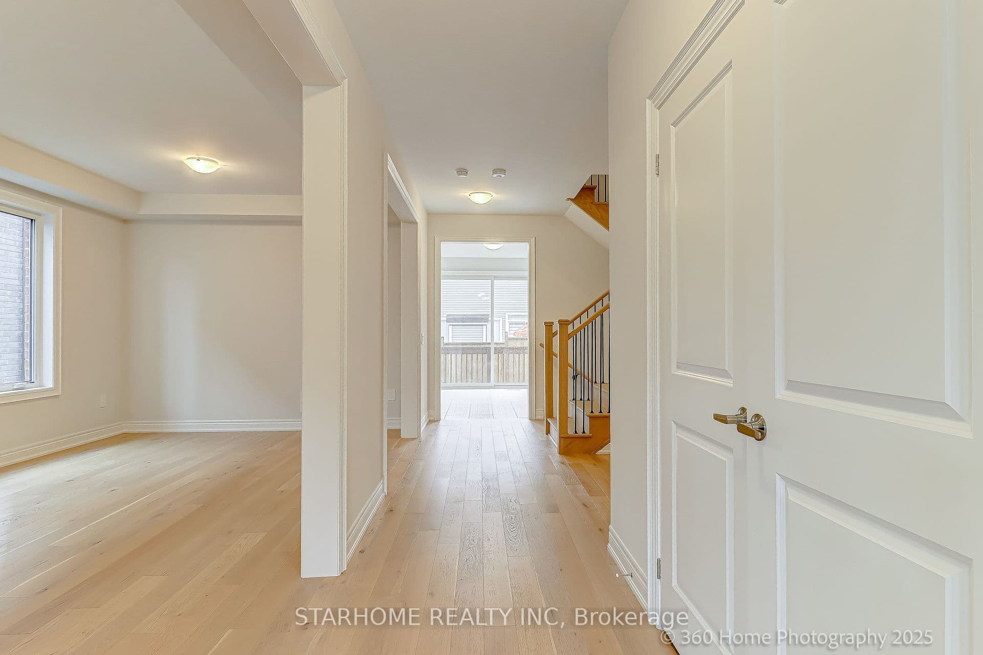 49 Bostock Drive, Georgina, ON L4P 0T1