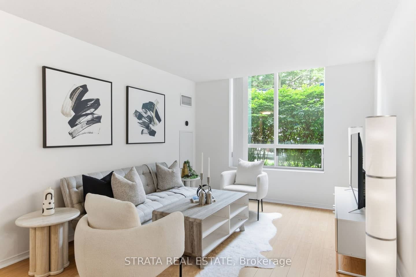 29 Pemberton Avenue 105, Toronto, ON M2M 4L5