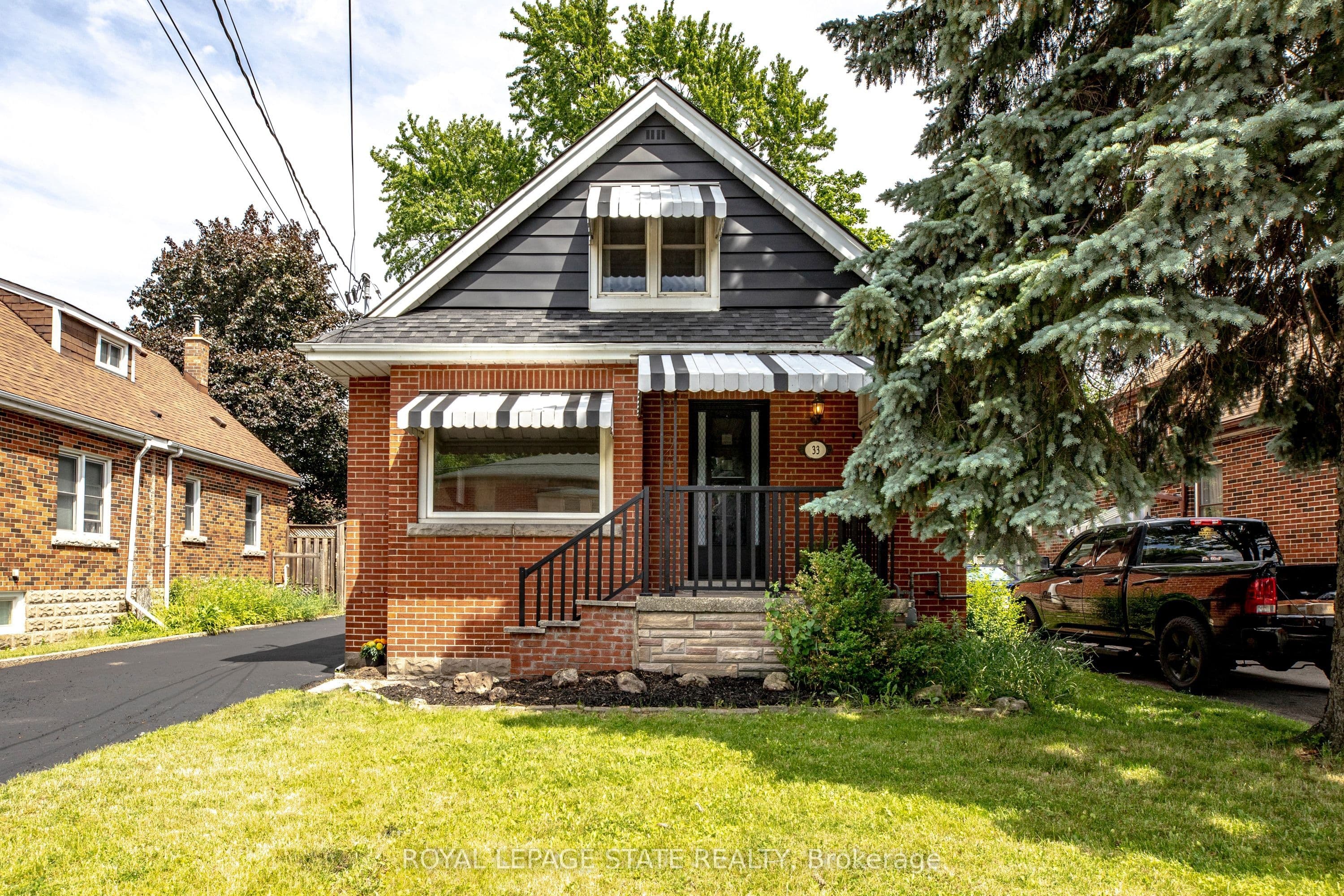 33 East 34th Street, Hamilton, ON L8V 3W2