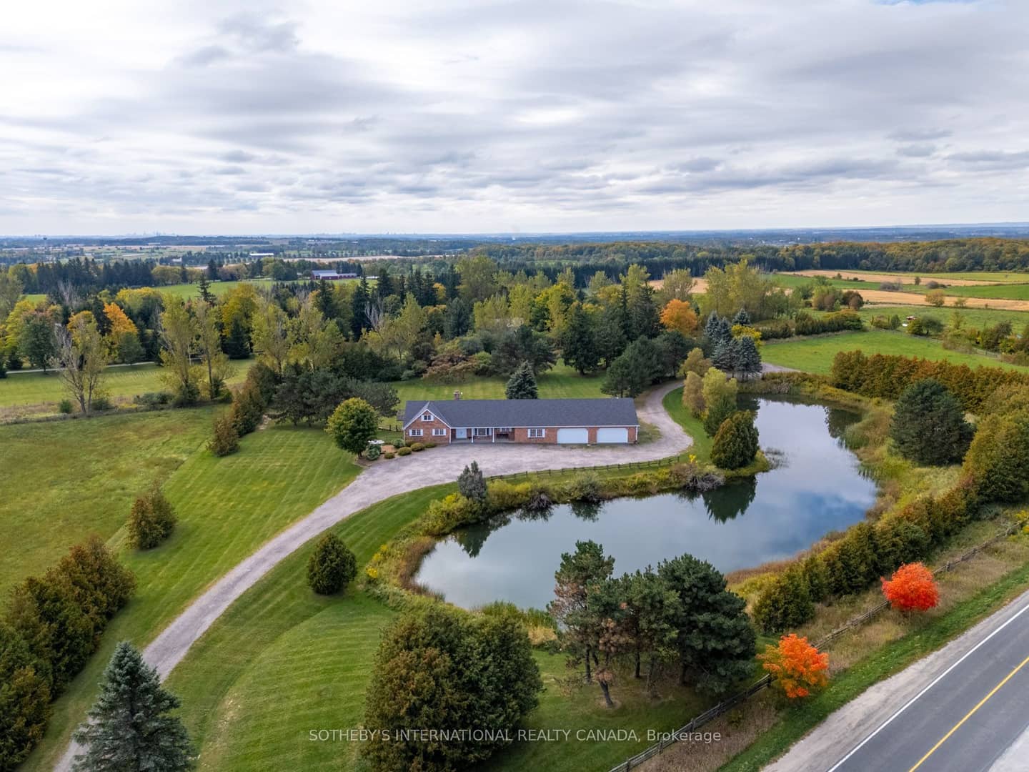 6055 17th Side Road, King, ON L0G 1T0