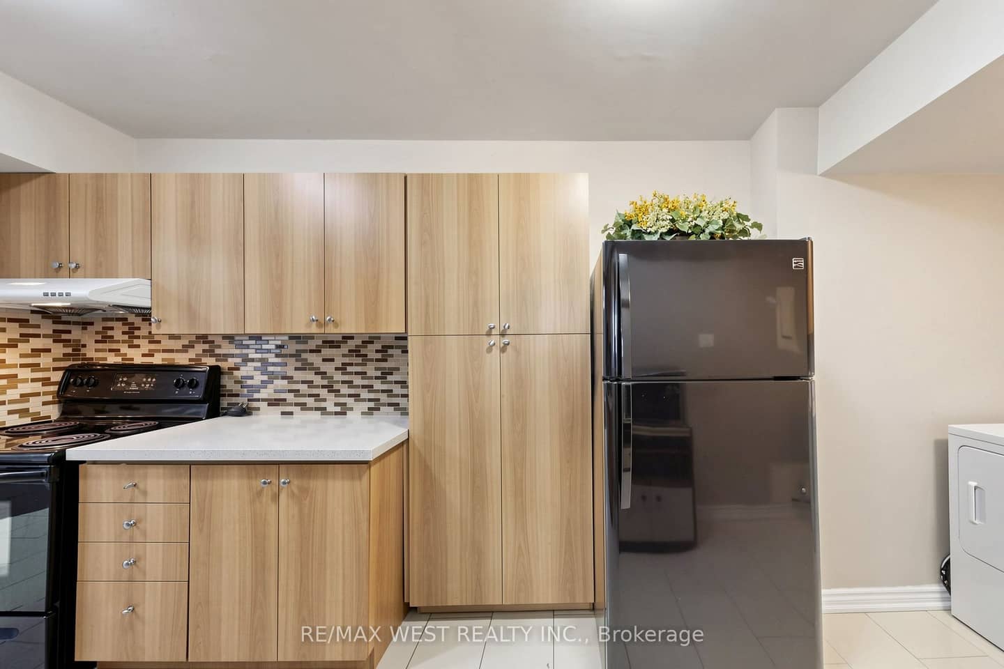 370 Dixon Road 102, Toronto, ON M9R 1T2