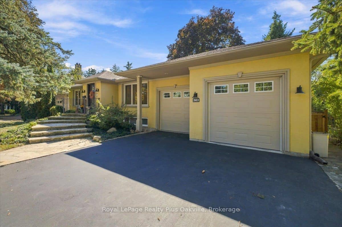 362 Winston Road, Oakville, ON L6L 4W5