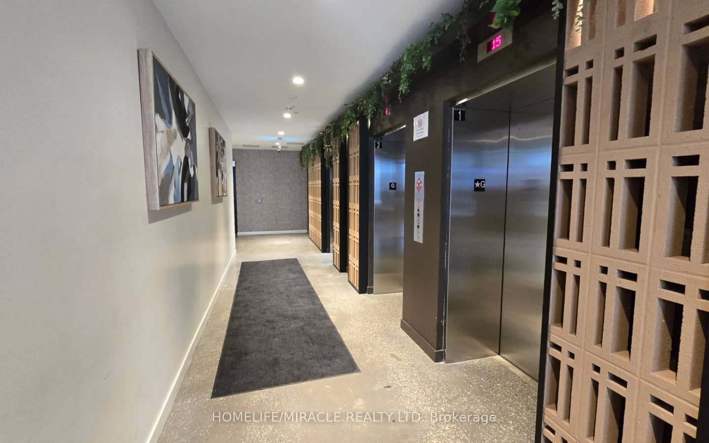 10 Abeja Street 2118, Vaughan, ON L4K 0R4
