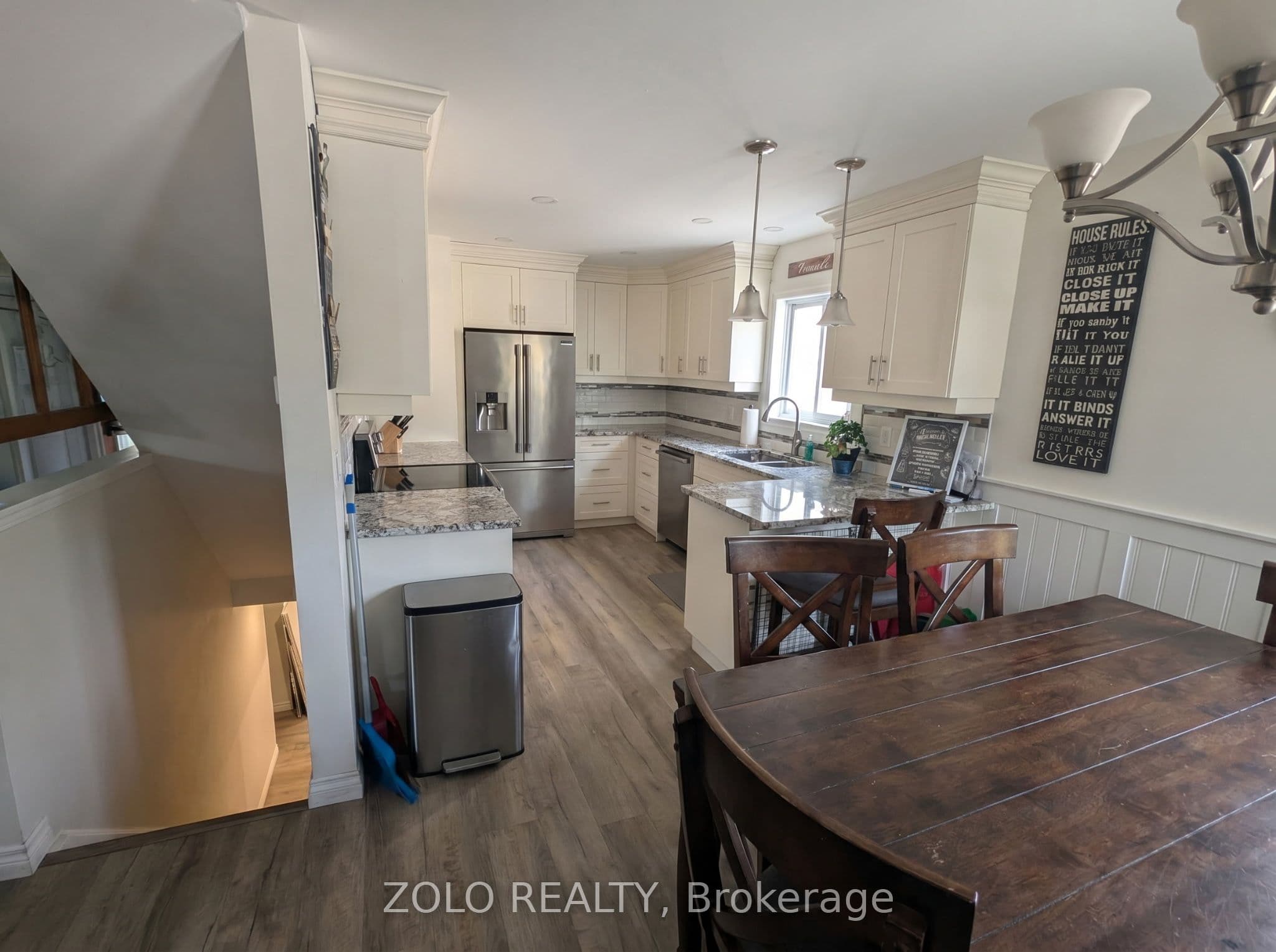 369 Athol Street E, Oshawa, ON L1H 1K9