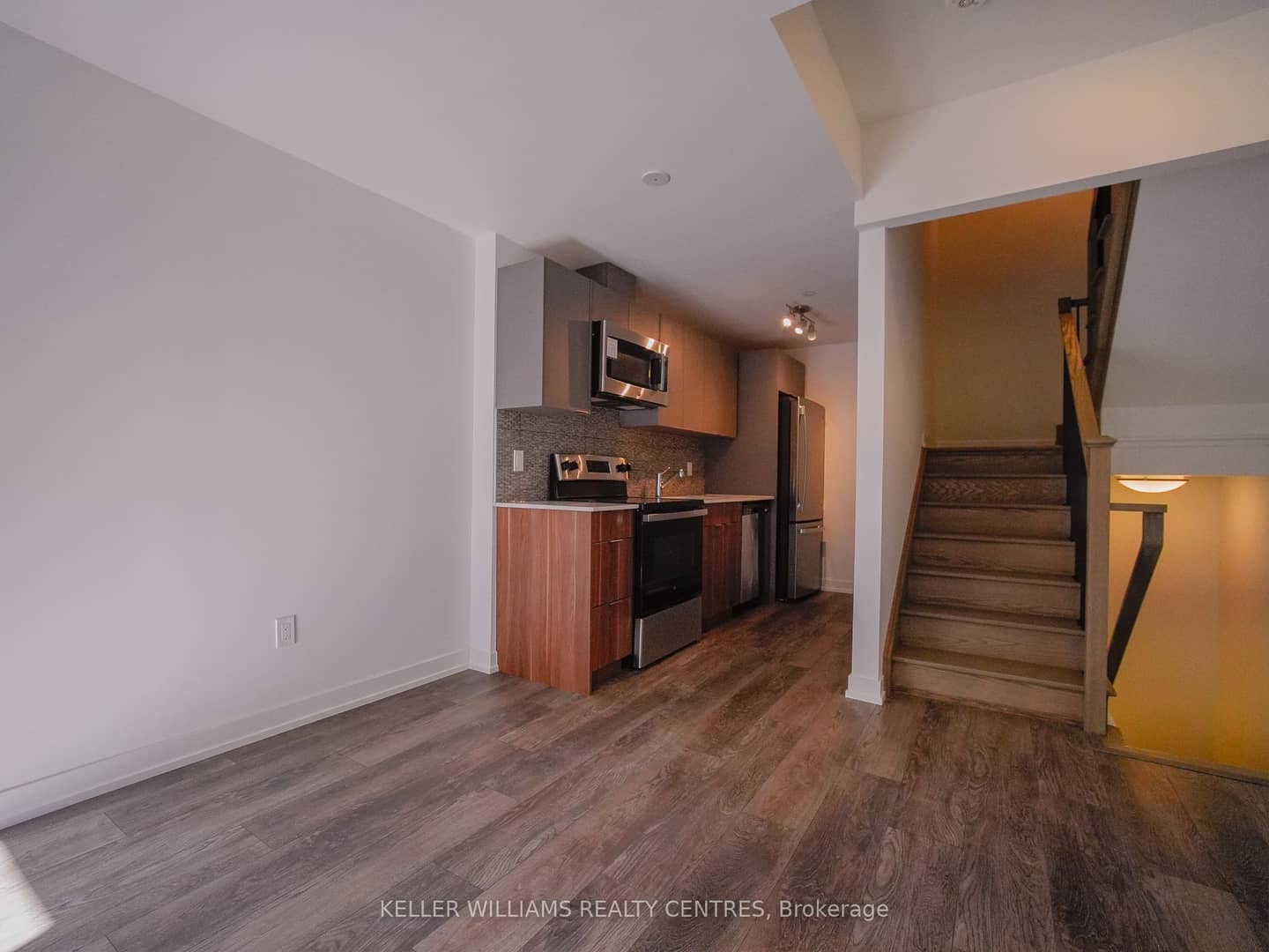 10 Calamint Lane 58, Toronto, ON M1W 2H1