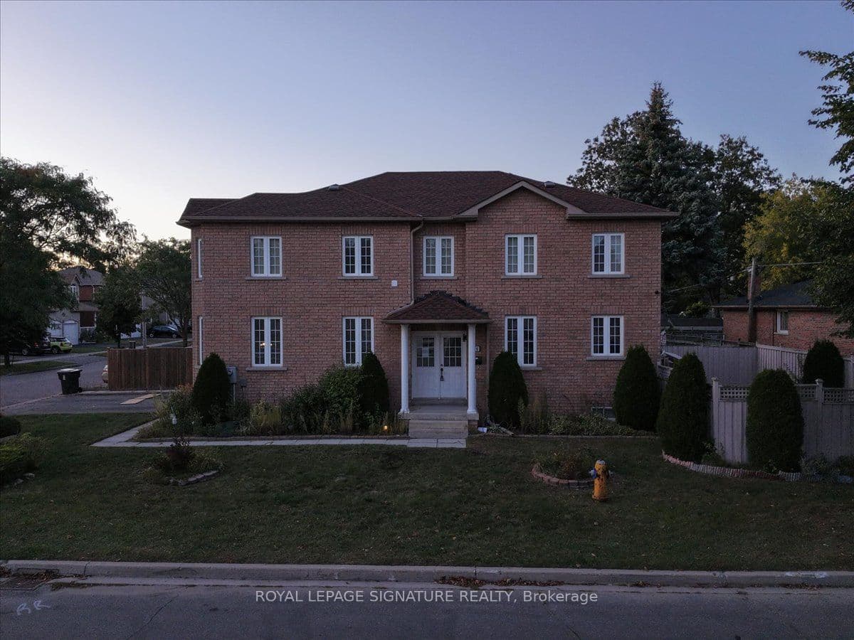 106 Craggview Drive, Toronto, ON L9N 0P2