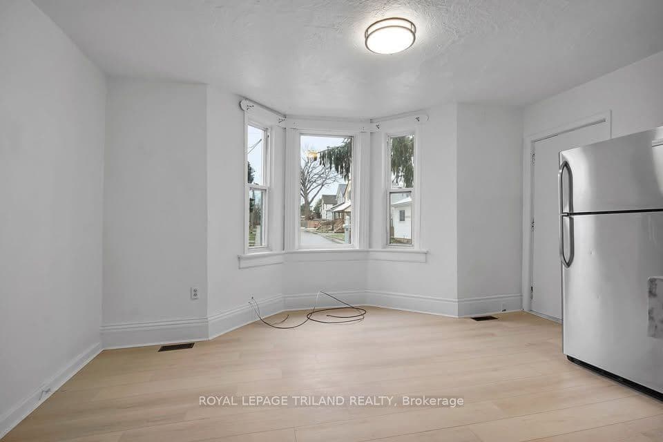 21 Jessie Street 2, St. Thomas, ON N5P 1P7