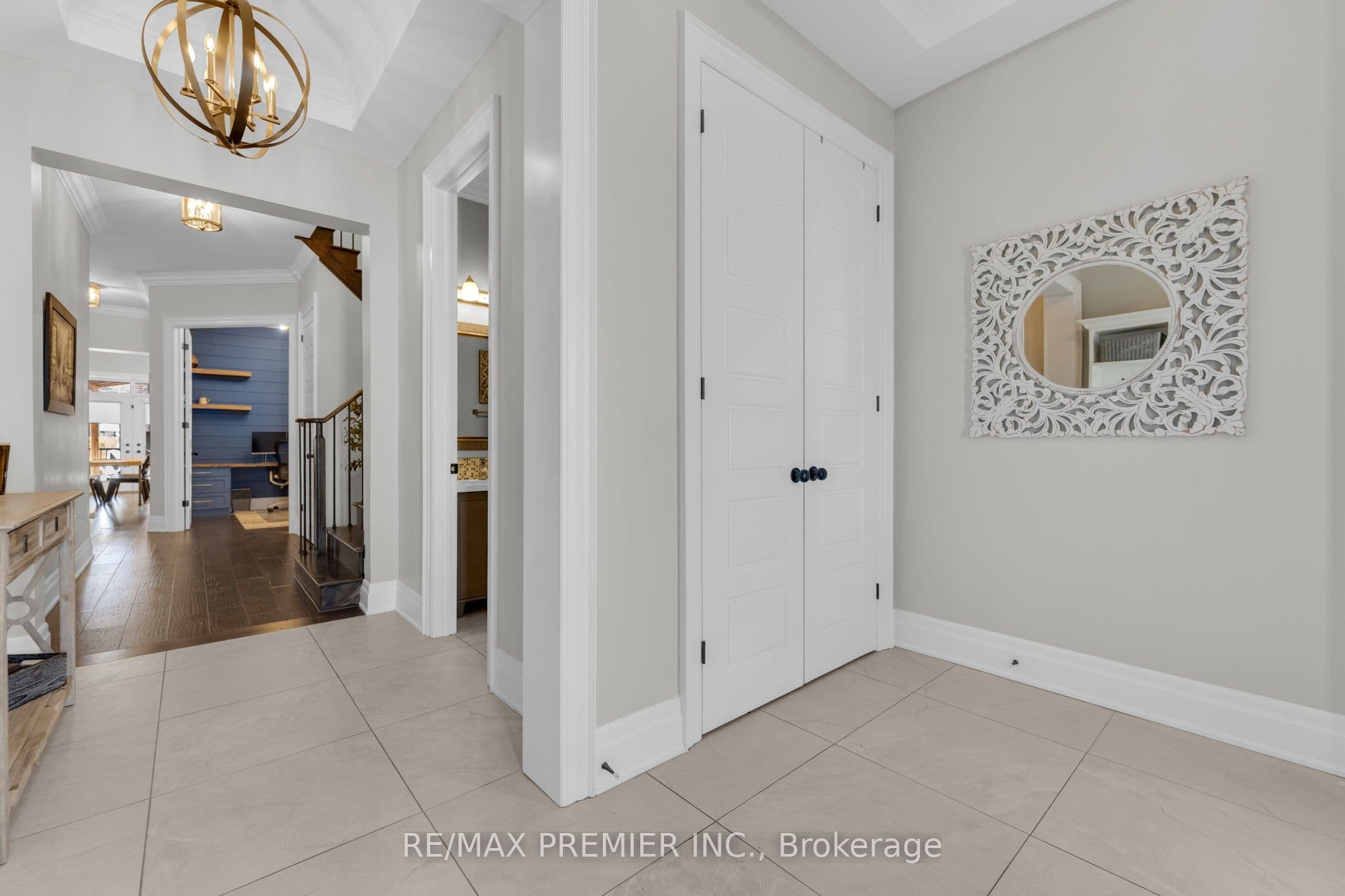 14 King Boulevard, King, ON L7B 0P4