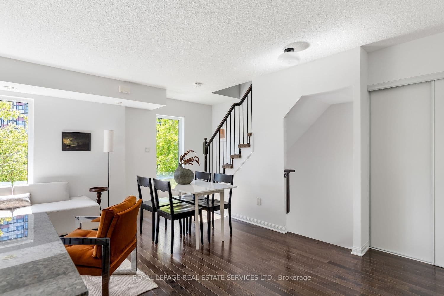 7 Foundry Avenue 227, Toronto, ON M6H 0B7