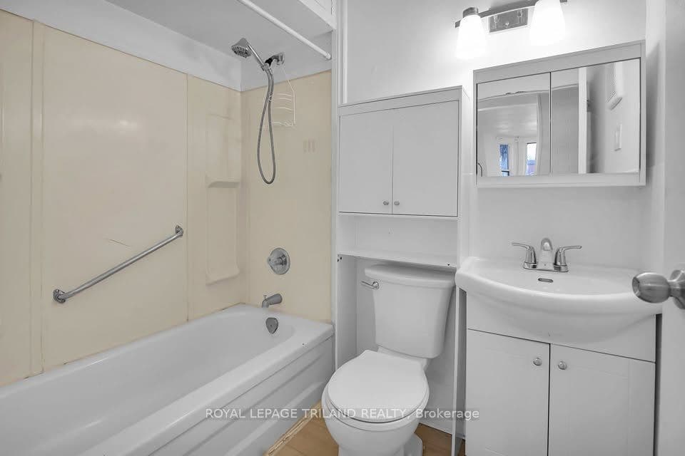 21 Jessie Street 2, St. Thomas, ON N5P 1P7