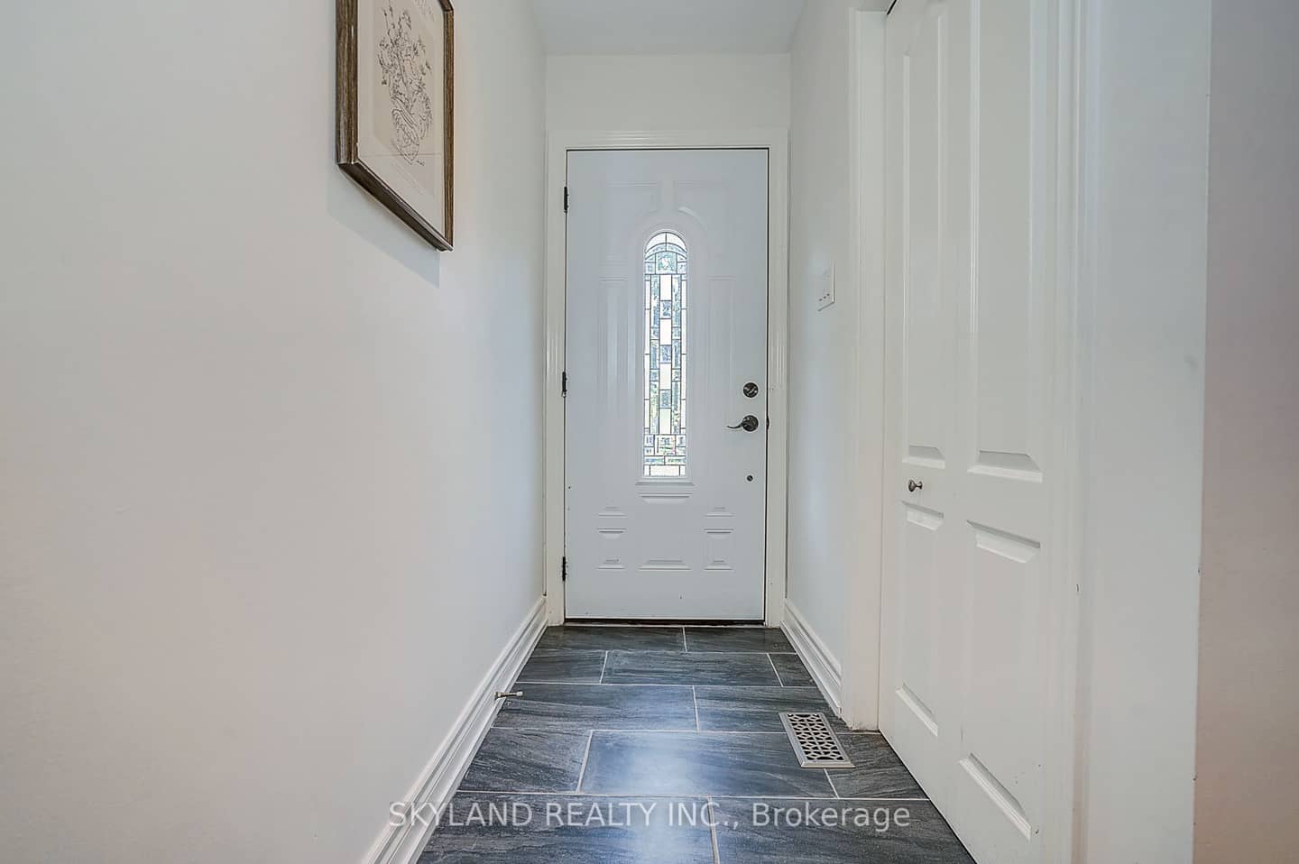 759 Shaw Street, Toronto, ON M6G 3L9