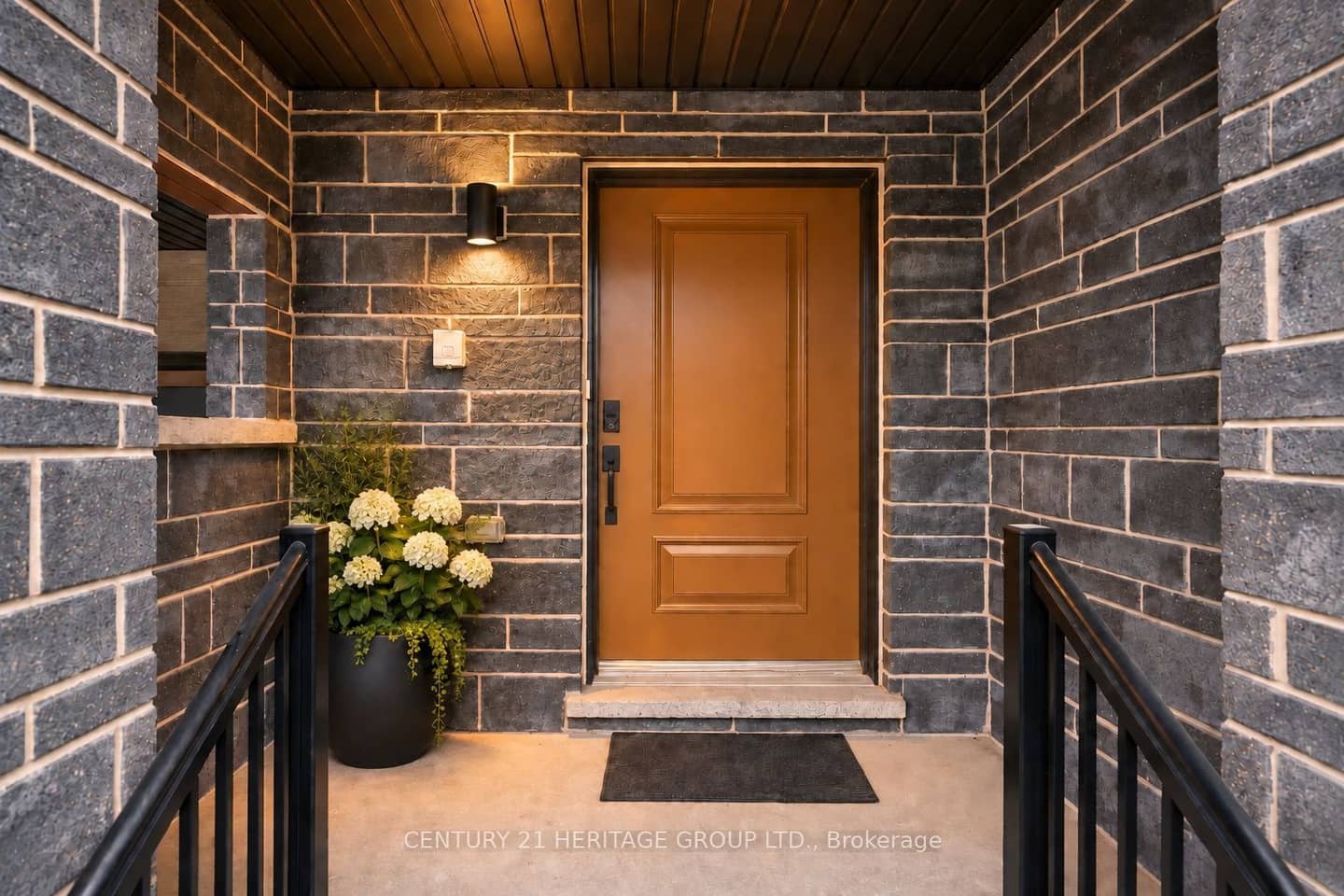55 Delano Way, Newmarket, ON L3X 0L4