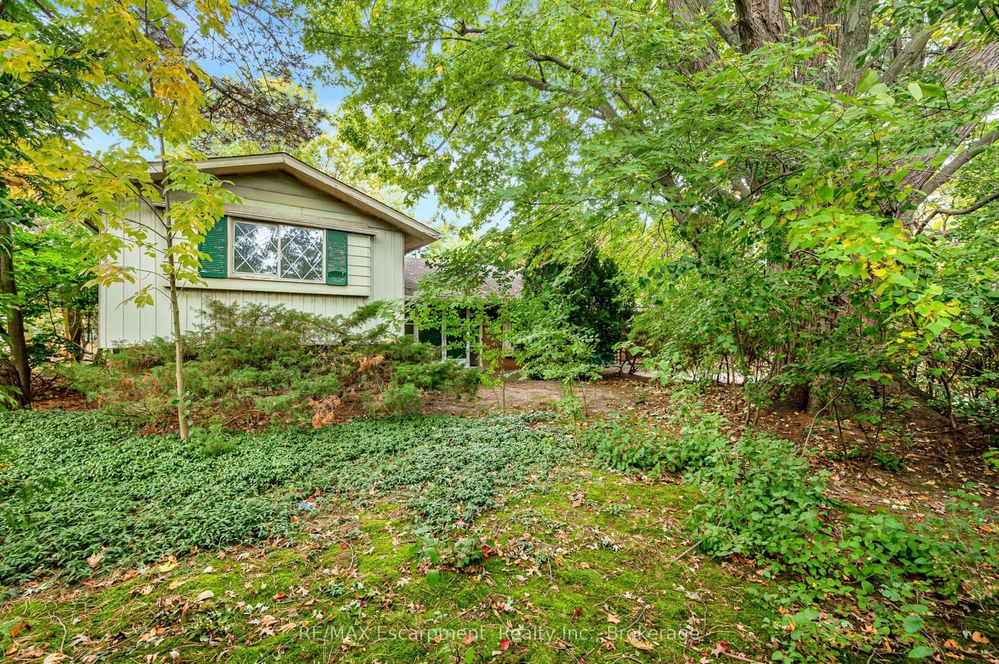 326 Walkers Line, Burlington, ON L7N 2C7