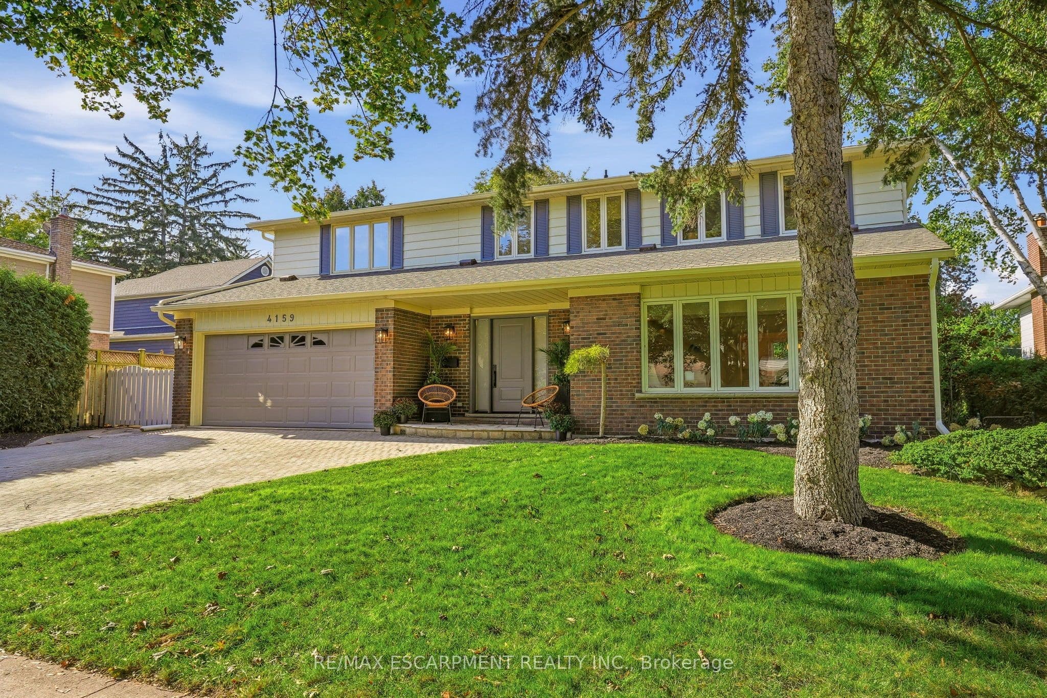 4159 Spruce Avenue, Burlington, ON L7L 1K8