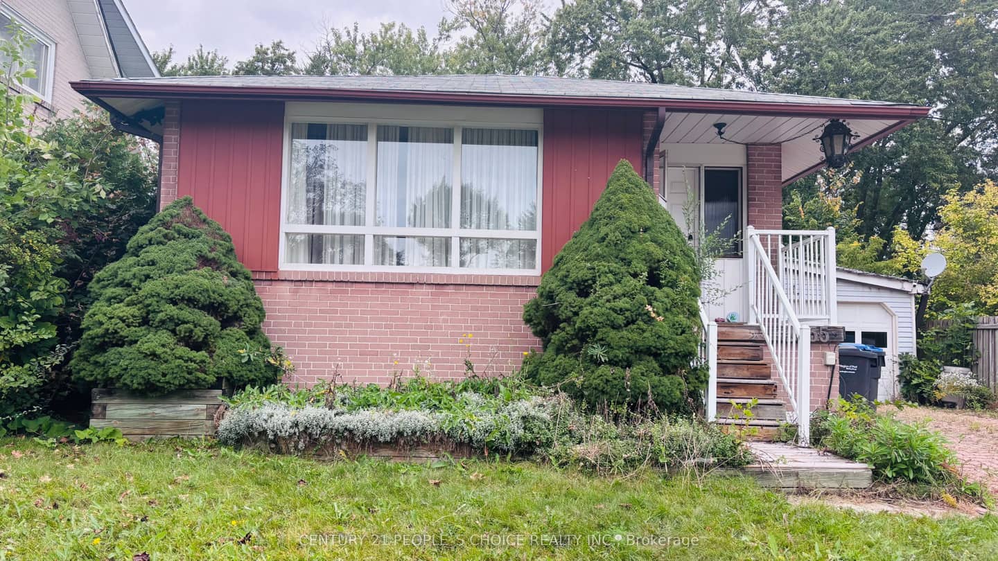 2555 Chalkwell Close, Mississauga, ON L5J 2C1