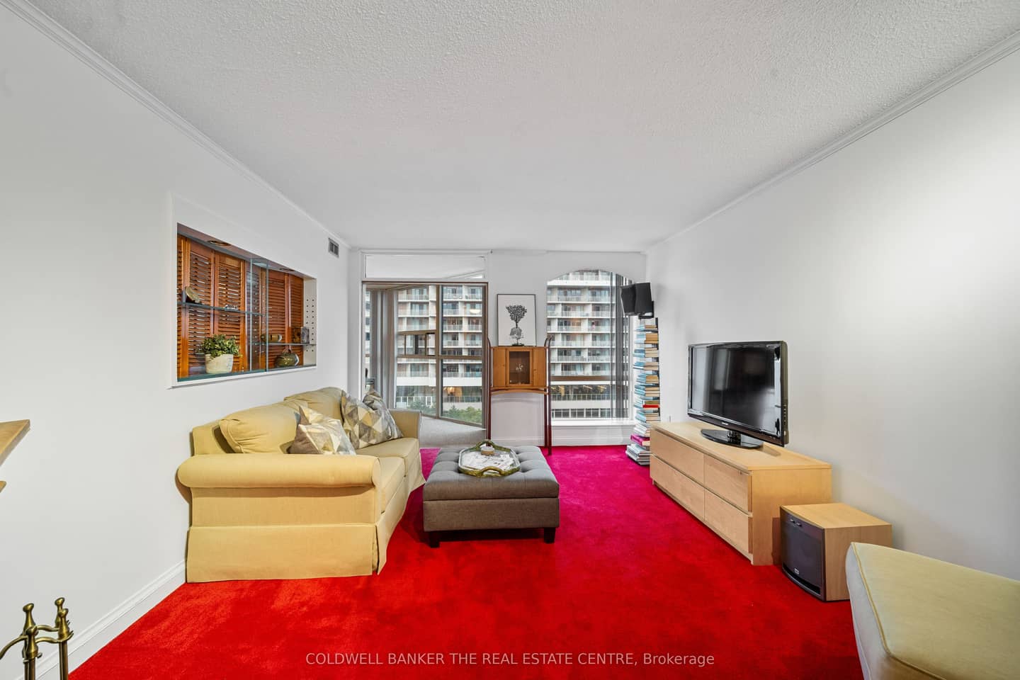 701 King Street W 1007, Toronto, ON M5V 2W7