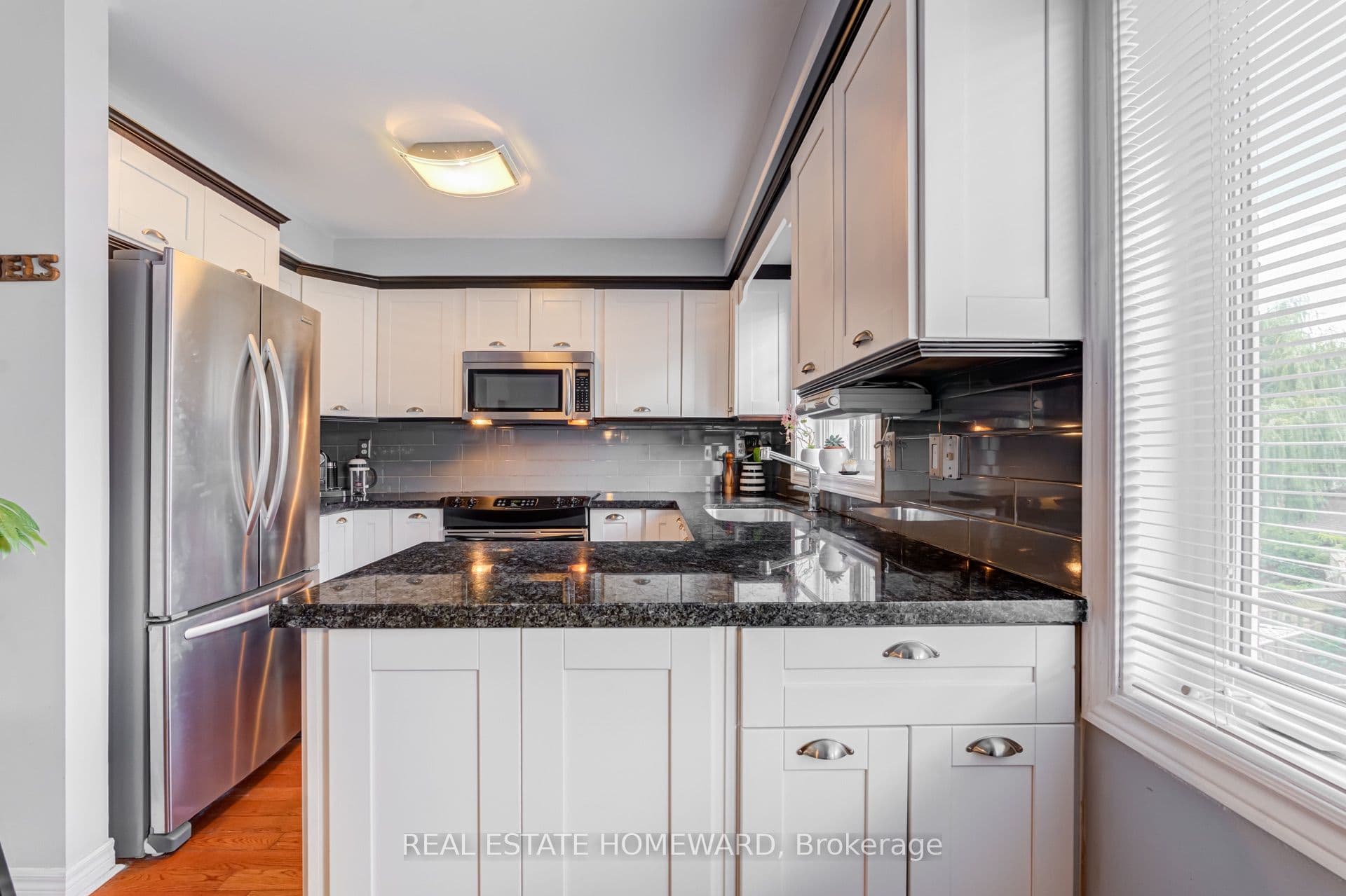 5A Falmouth Avenue, Toronto, ON M1K 4M5