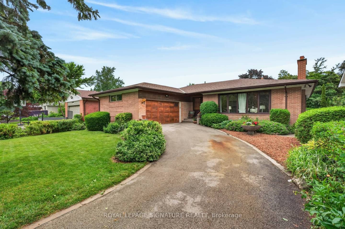 11 Regency Square, Toronto, ON M1E 1N4