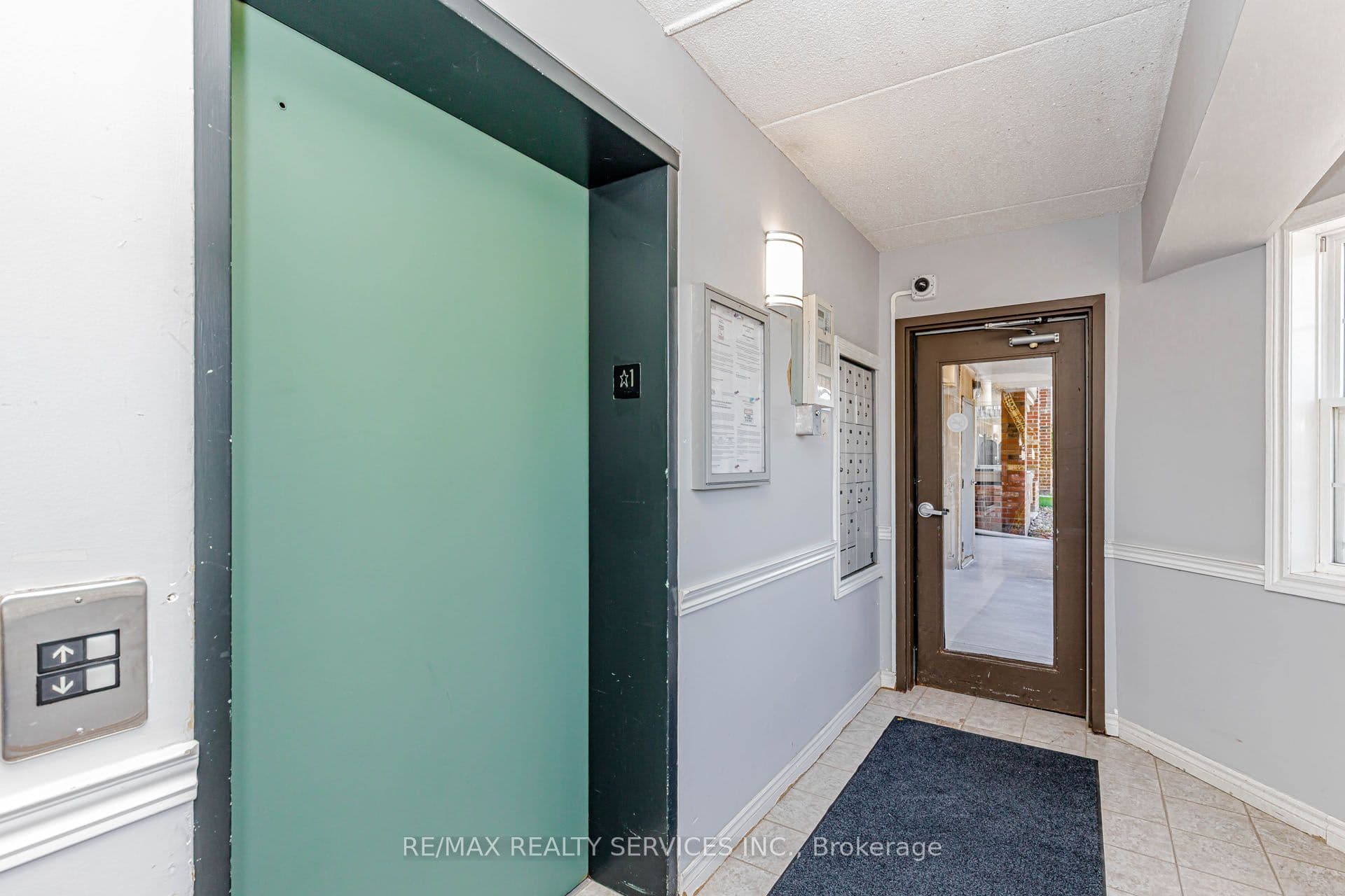 4005 Kilmer Drive 310, Burlington, ON L7M 4M2