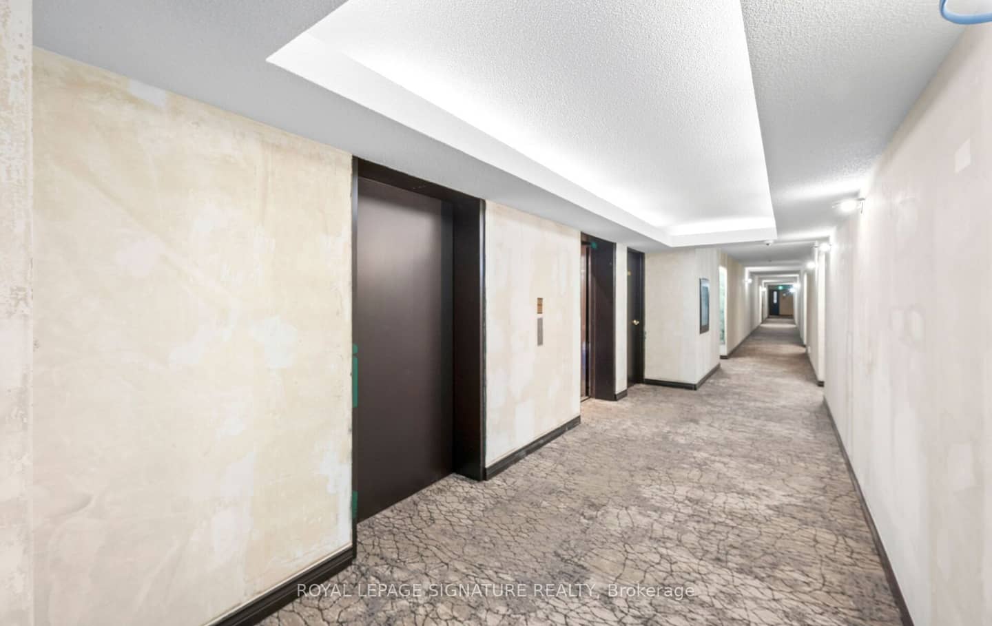 175 Cedar Avenue 202, Richmond Hill, ON L4C 9V3