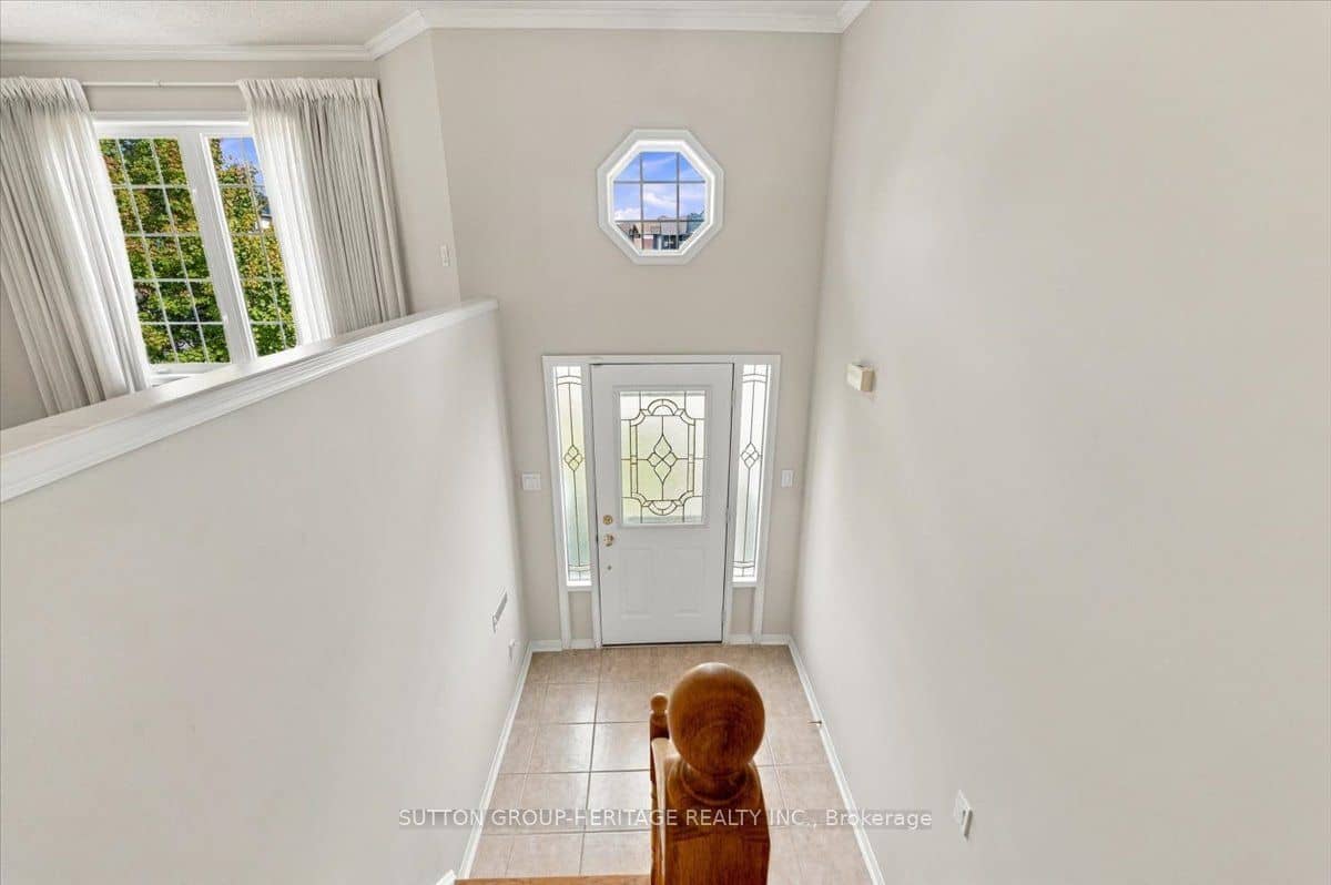 122 Perryview Drive, Scugog, ON L9L 1T8