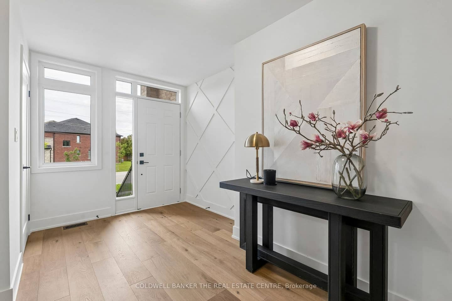 5 BALLINGER Way, Uxbridge, ON L9P 1W6