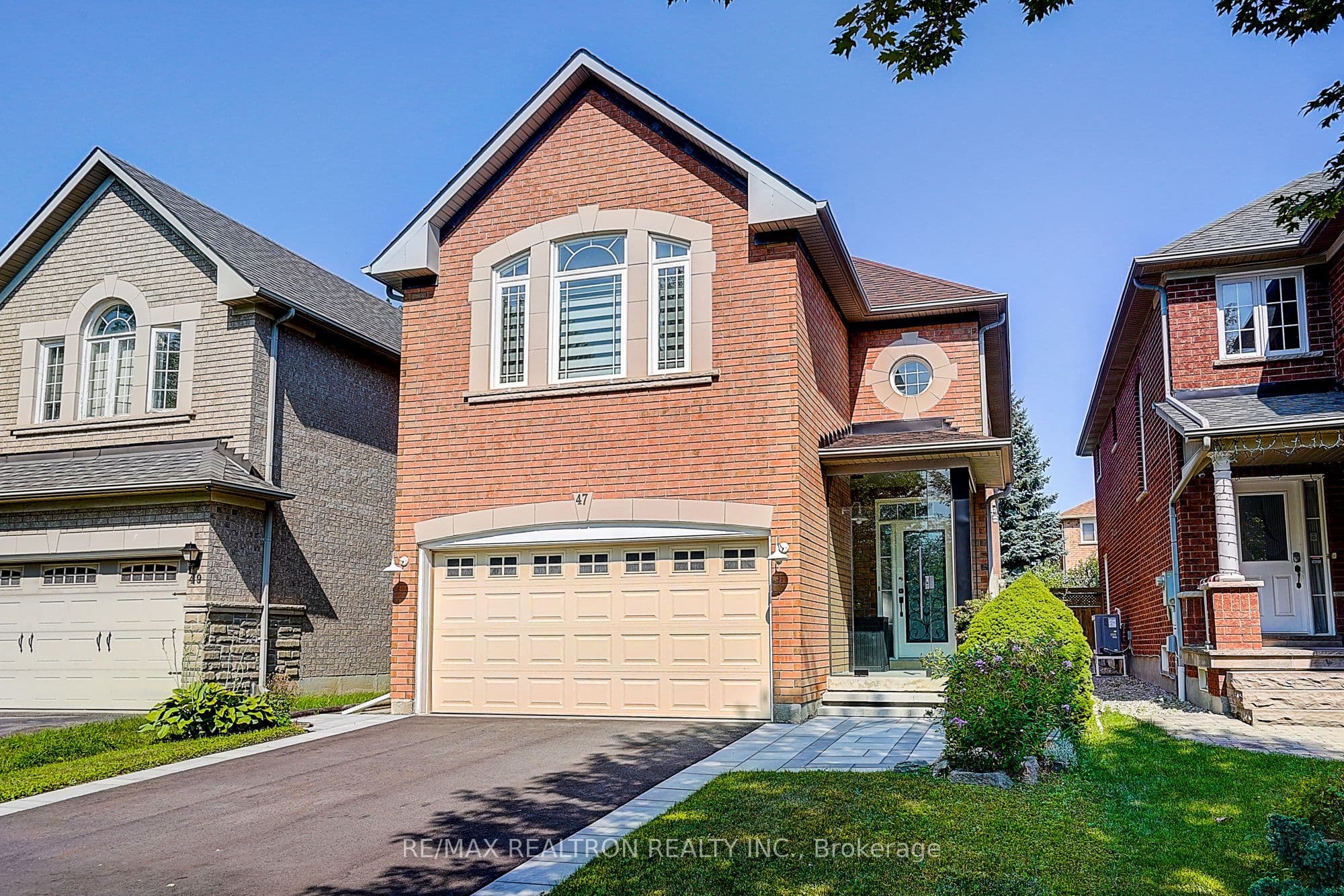 47 Melville Street, Richmond Hill, ON L4B 4J1