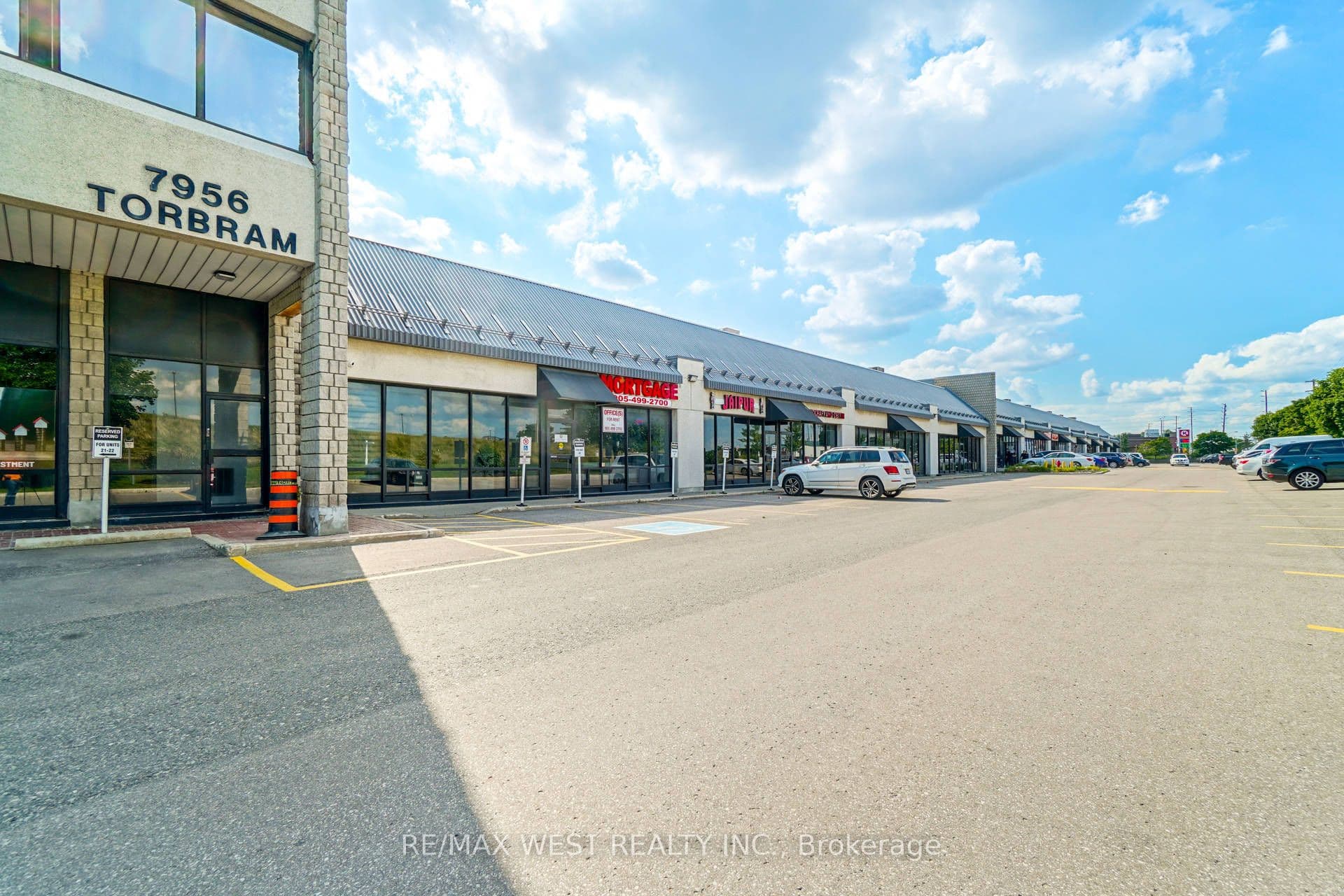 7956 Torbram Road 20 (4), Brampton, ON L6T 5A2