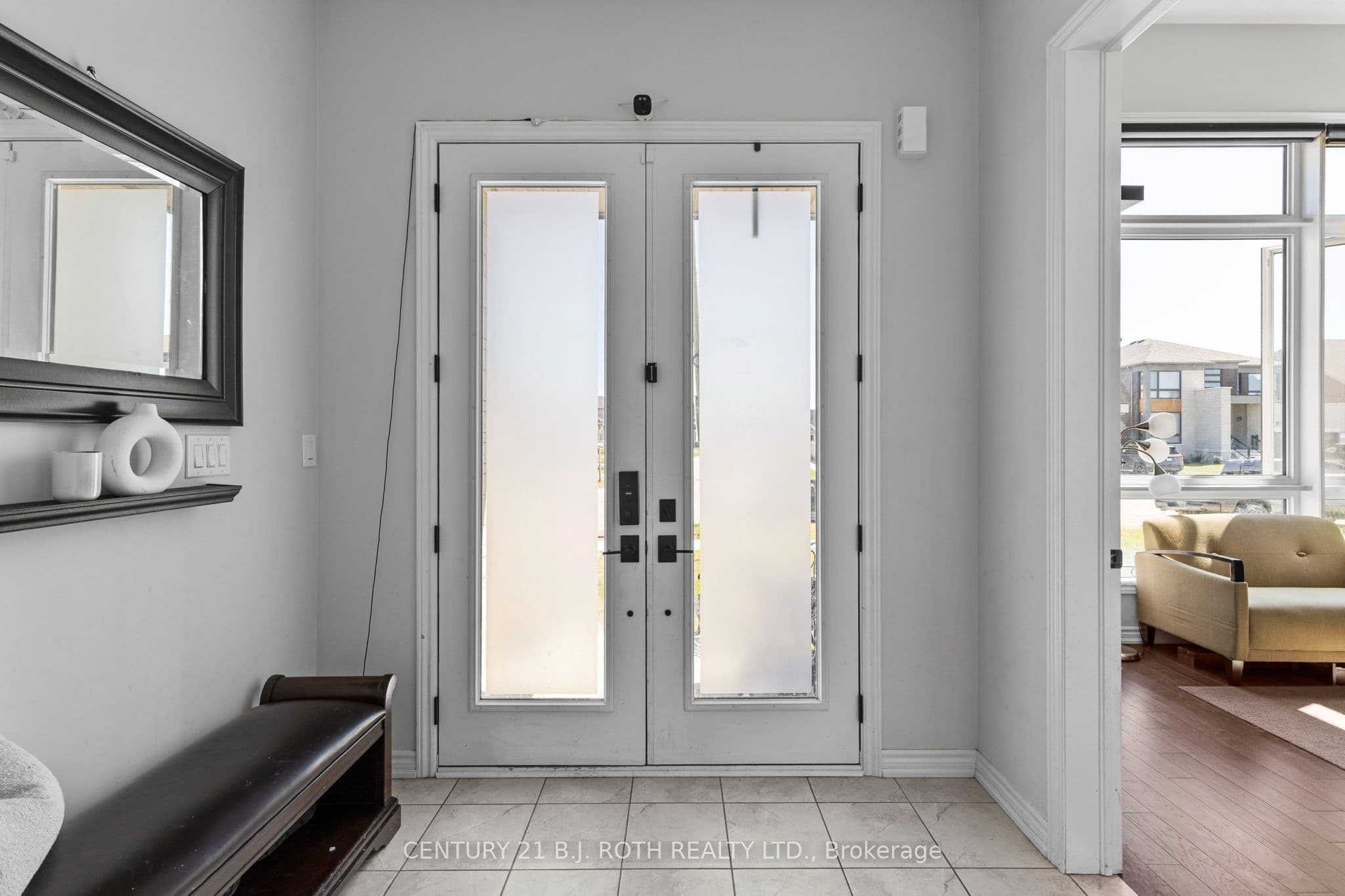 6 Henderson Street, Essa, ON L3W 0A9