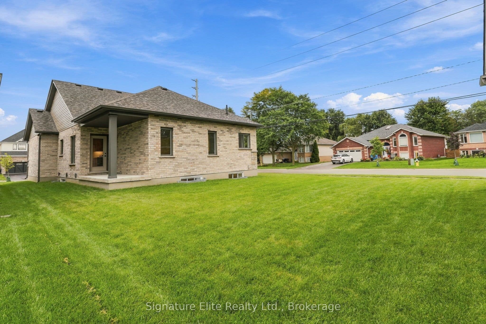 94 Julia Drive, New Tecumseth, ON L0G 1A0
